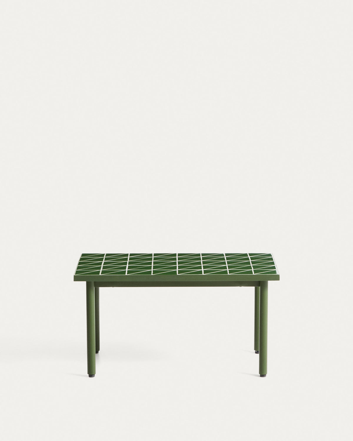 Beistelltisch Maurina aus verzinktem Stahl in Grün mit grünen Kacheln, 81 x 51 cm in Grün, Khaki präsentiert im Onlineshop von KAQTU Design AG. Beistelltisch Outdoor ist von Kave Home