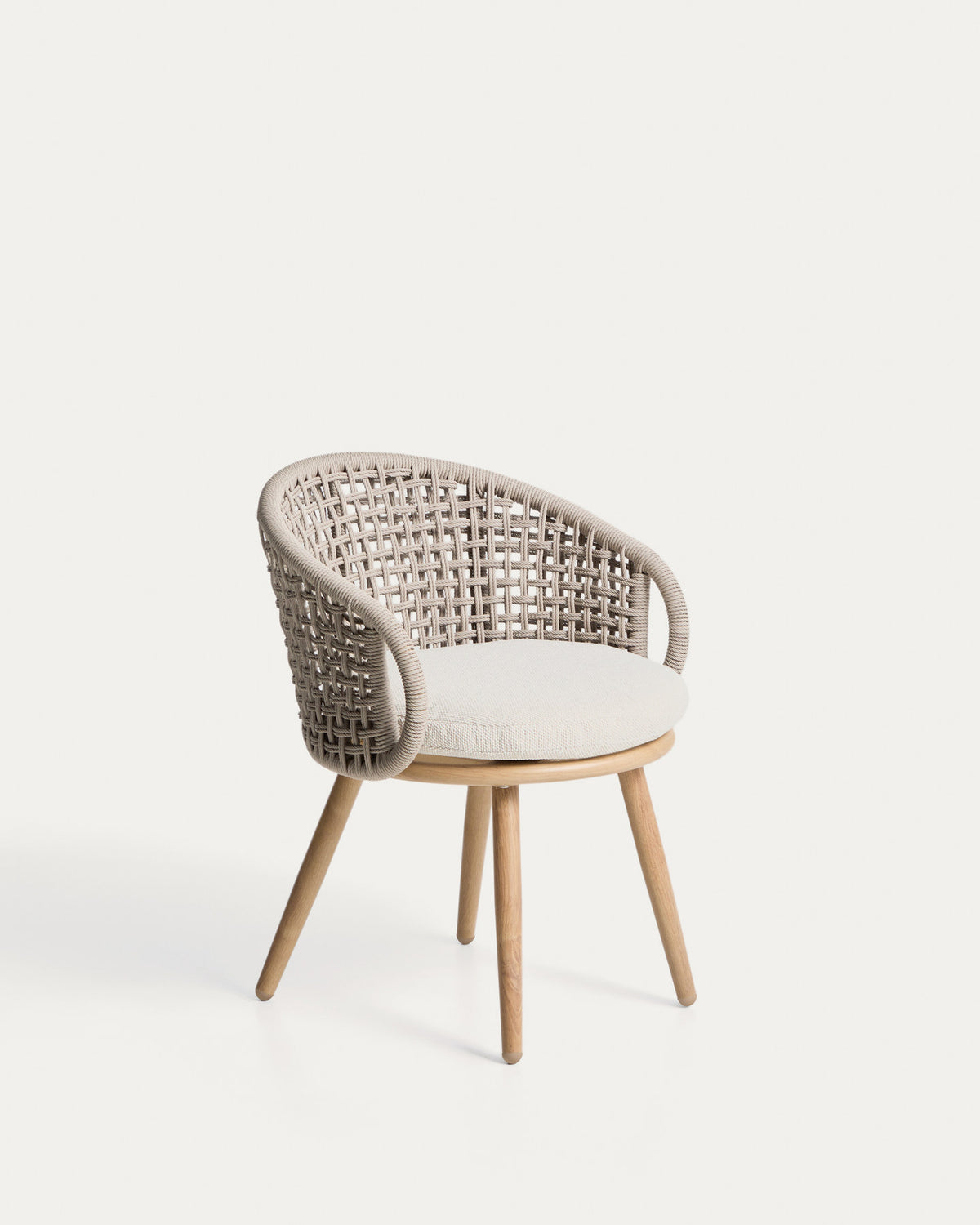 Outdoor-Stuhl Lidario aus Aluminium in Holzoptik und Kunststoffseil in Taupe in Ecru, Beige, Natur, Weiss präsentiert im Onlineshop von KAQTU Design AG. Gartenstuhl ist von Kave Home
