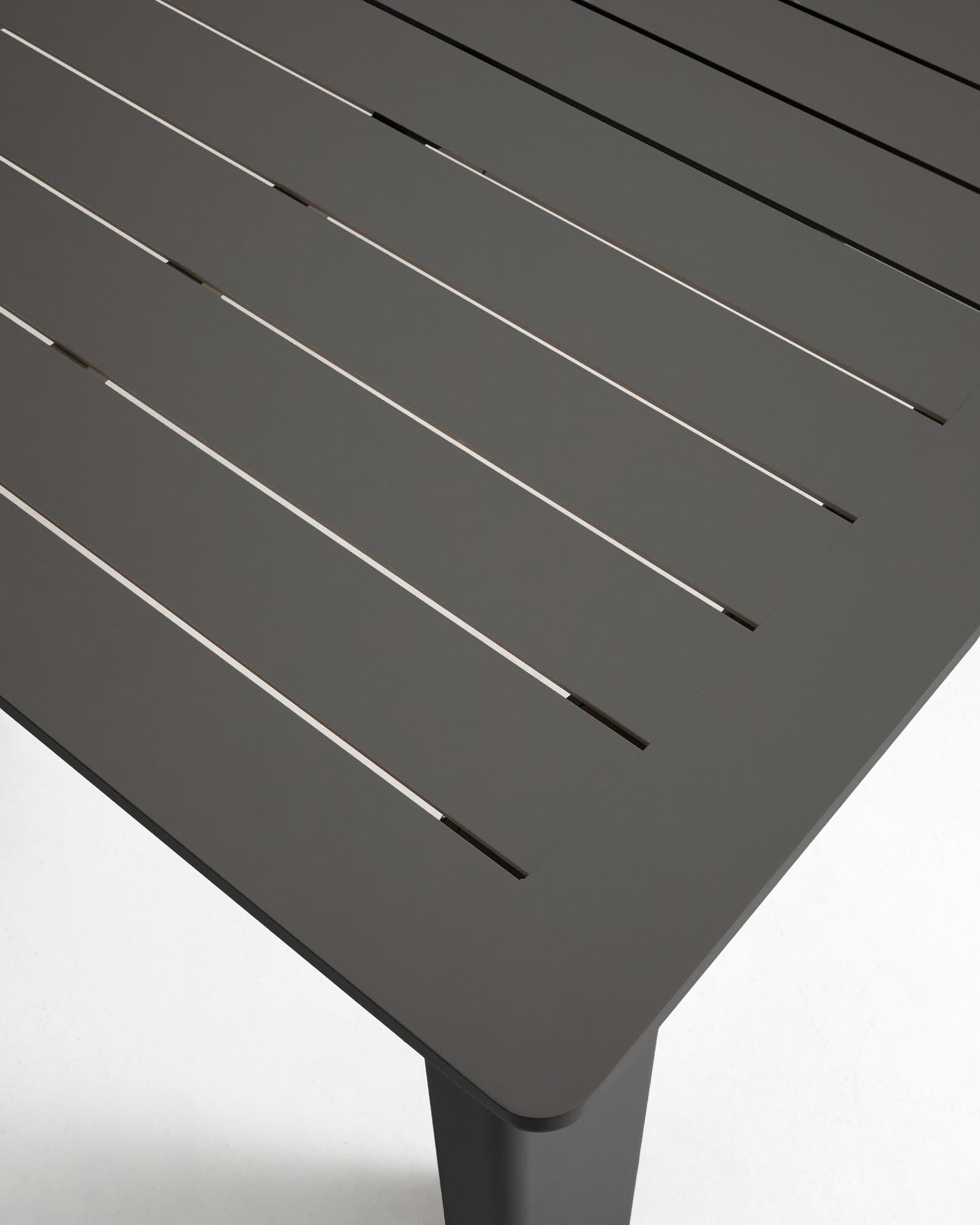 Eleganter Ausziehtisch Livorno in graphitgrauem Aluminium, erweiterbar von 233 auf 350 cm, ideal für stilvolle Gartenpartys.