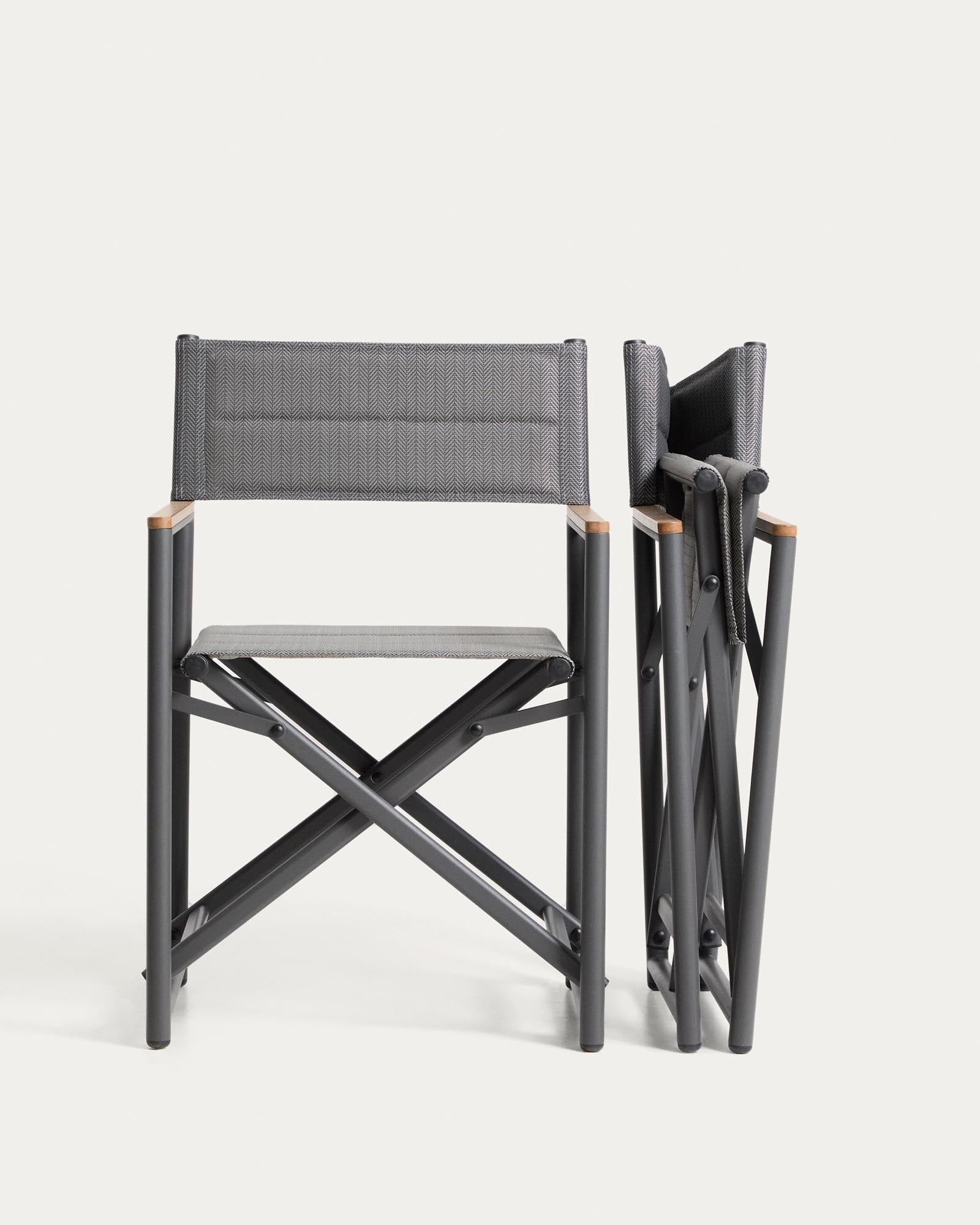 Stylischer Outdoor-Klappstuhl Tisno in elegantem Graphitgrau, gefertigt aus robustem Aluminium und pflegeleichtem Texteline, perfekt für entspannte Stunden im Freien.