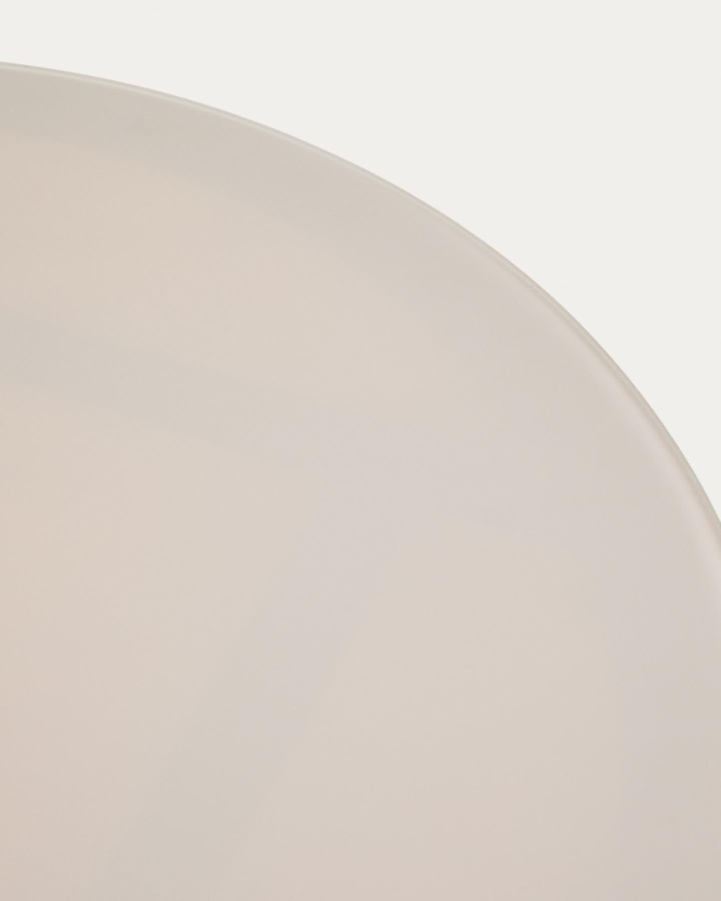 Set Erice mit 4 Stapelstühlen aus Aluminium und Seil und einem Tisch aus Aluminium und gehärtetem Glas in Ecru, Ø 120 cm in Ecru präsentiert im Onlineshop von KAQTU Design AG. Loungeset ist von Kave Home