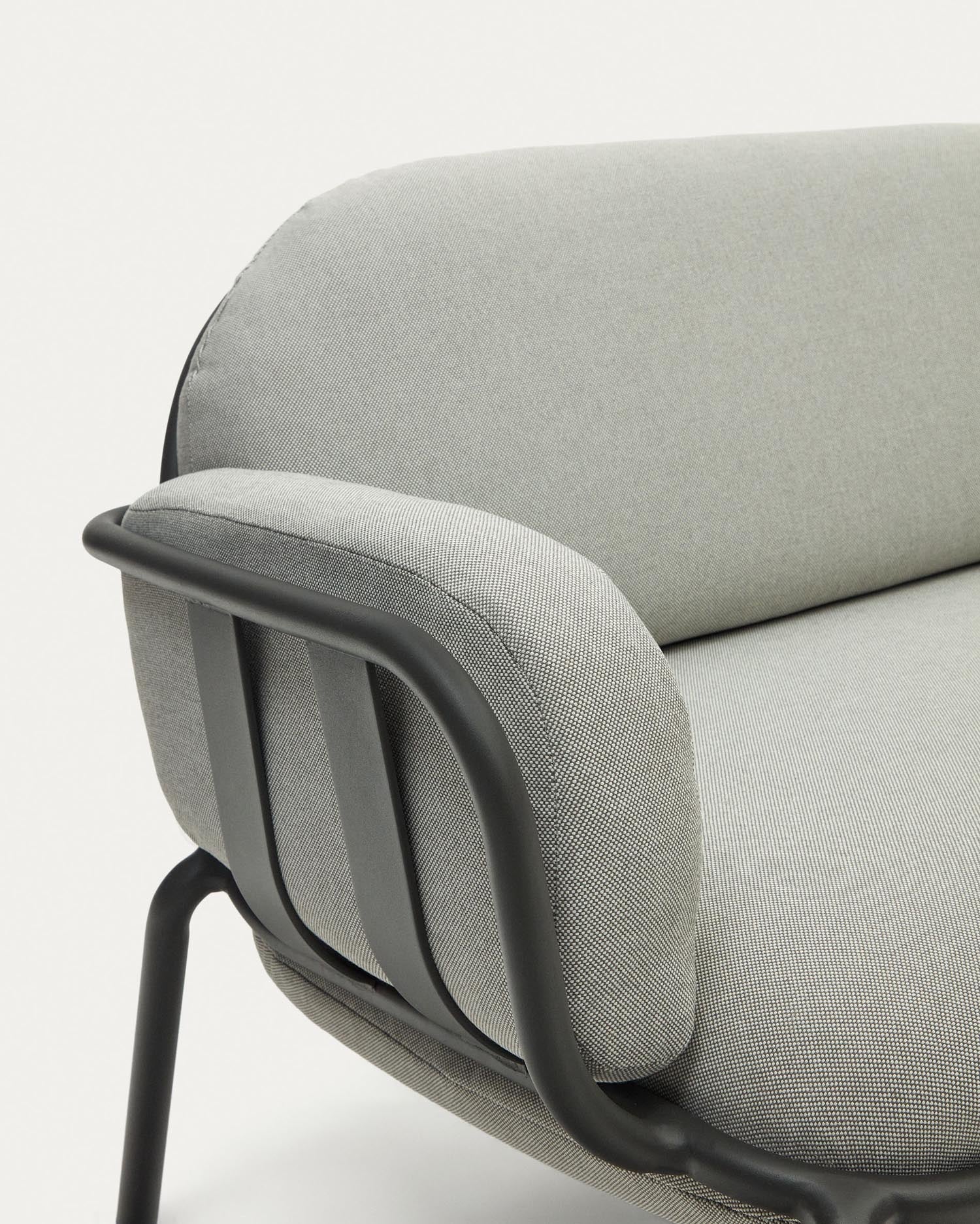 Modernes Joncols 3-Sitzer-Gartensofa aus robustem Aluminium mit grauem Finish. Ideal für entspannte Stunden im Freien und stilvolle Akzente.