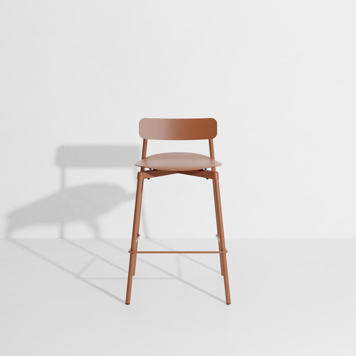 Barhocker Fromme aus schwarzem Aluminium mit mattierter, grained anti-UV-Pulverbeschichtung, schlanke Silhouette, Sitzhöhe 65cm.