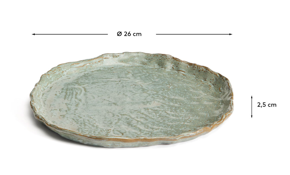 Flacher Teller Alenia aus brauner Keramik in Hellgrün, Braun präsentiert im Onlineshop von KAQTU Design AG. Teller ist von Kave Home