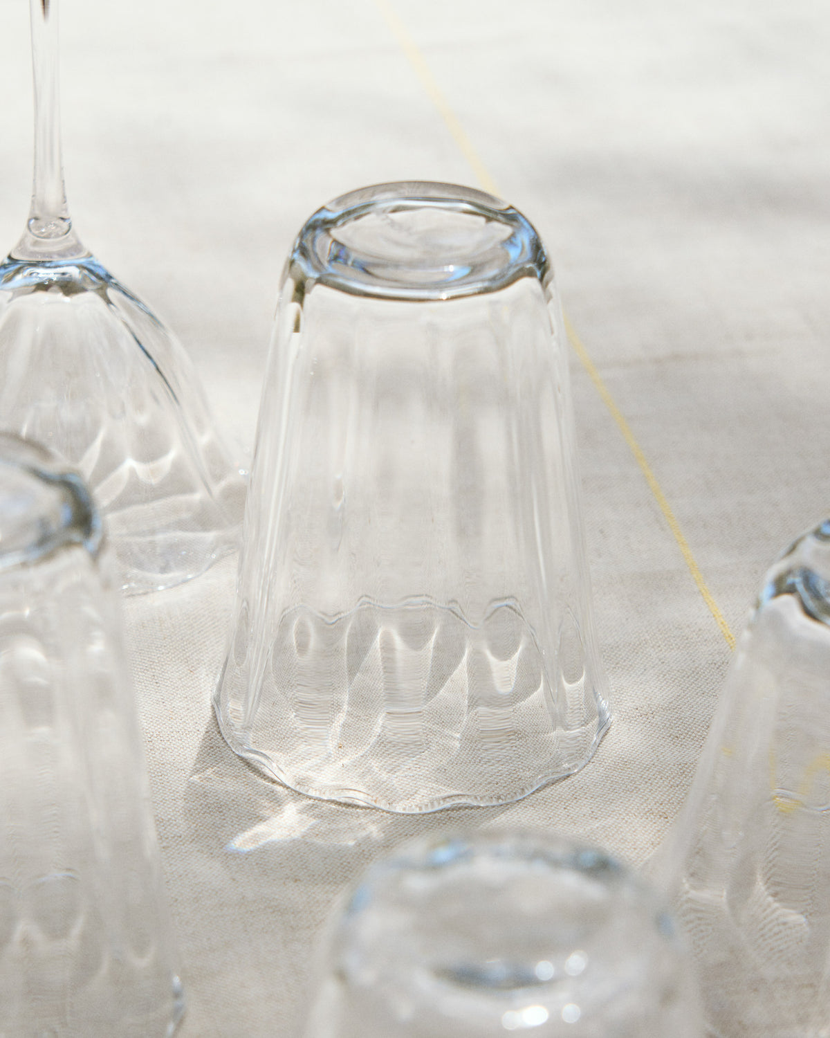 Wasserglas Neia aus klarem Glas, 14,5 cl in Transparent präsentiert im Onlineshop von KAQTU Design AG. Trinkgläser ist von Kave Home