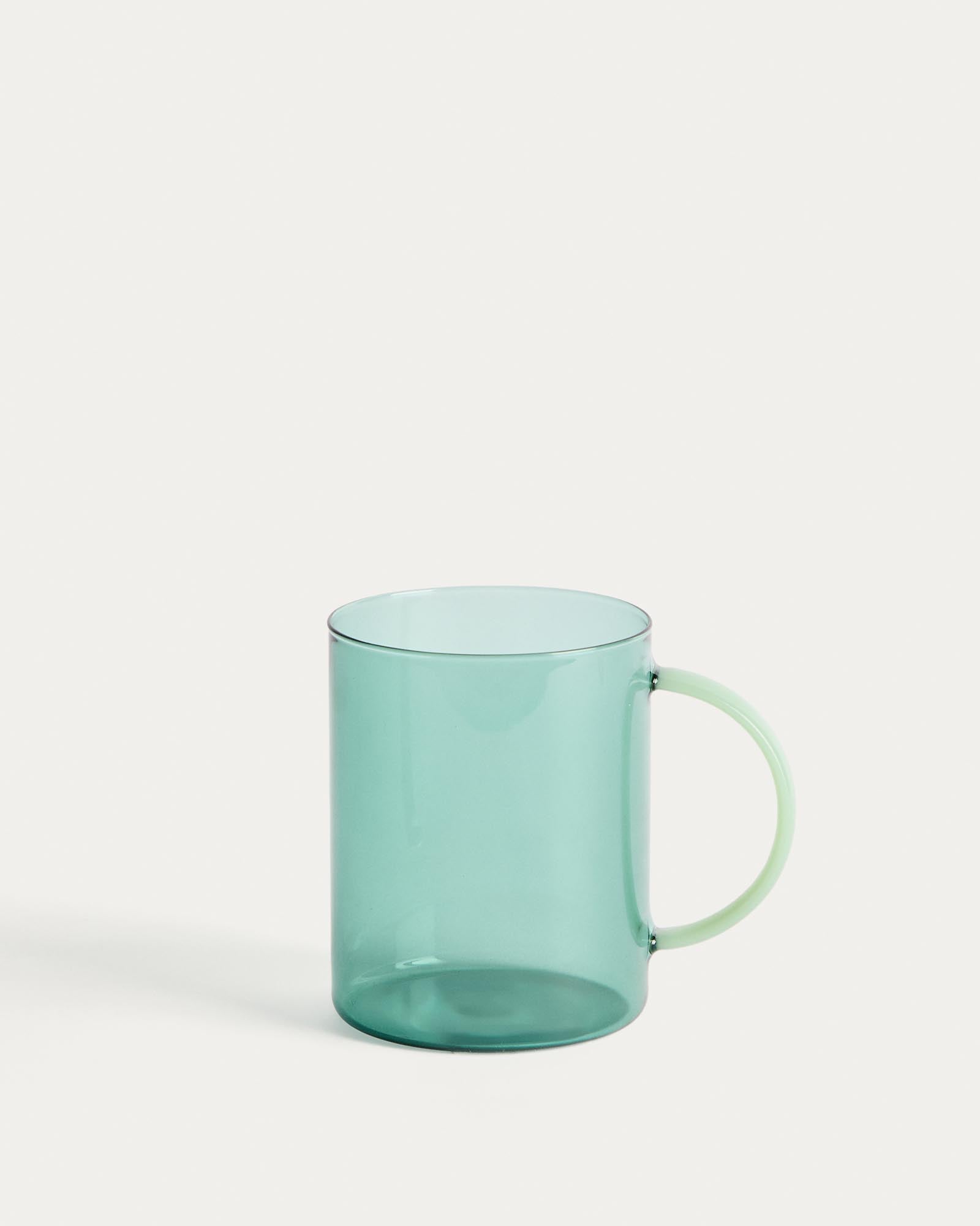 Tasse Micla aus grünem Glas in Transparent präsentiert im Onlineshop von KAQTU Design AG. Tasse ist von Kave Home