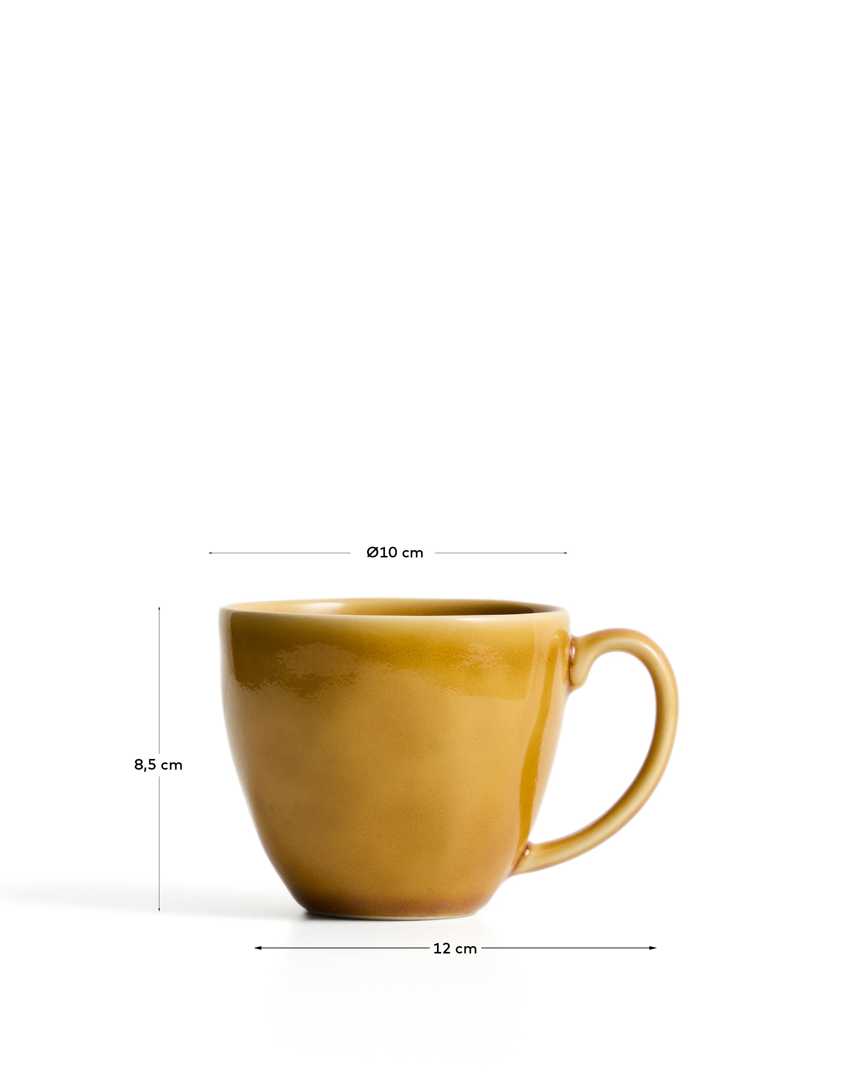 Helle Keramiktasse Selune in Gelb von Kave Home, ideal für Kaffee oder Tee und bringt Farbe in Ihre Kücheneinrichtung.