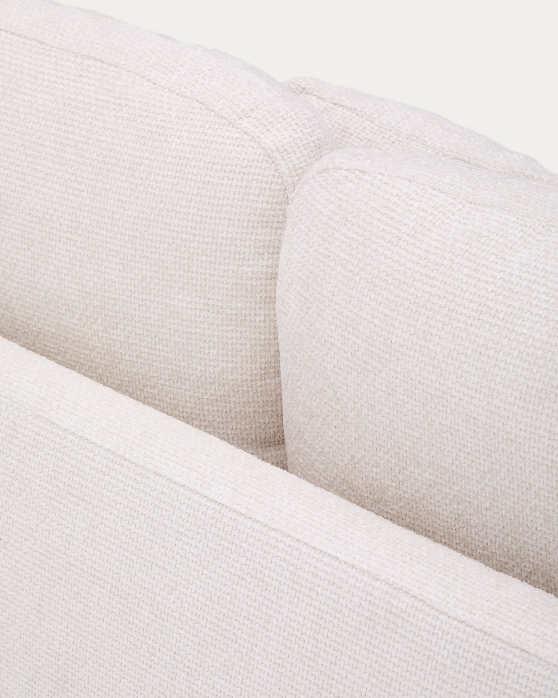 Vielseitiges 3-Sitzer-Bettsofa Laira in edlem ecrufarbenem Chenille, 225 cm, bietet Komfort und nachhaltige Materialien für Ihr Zuhause.