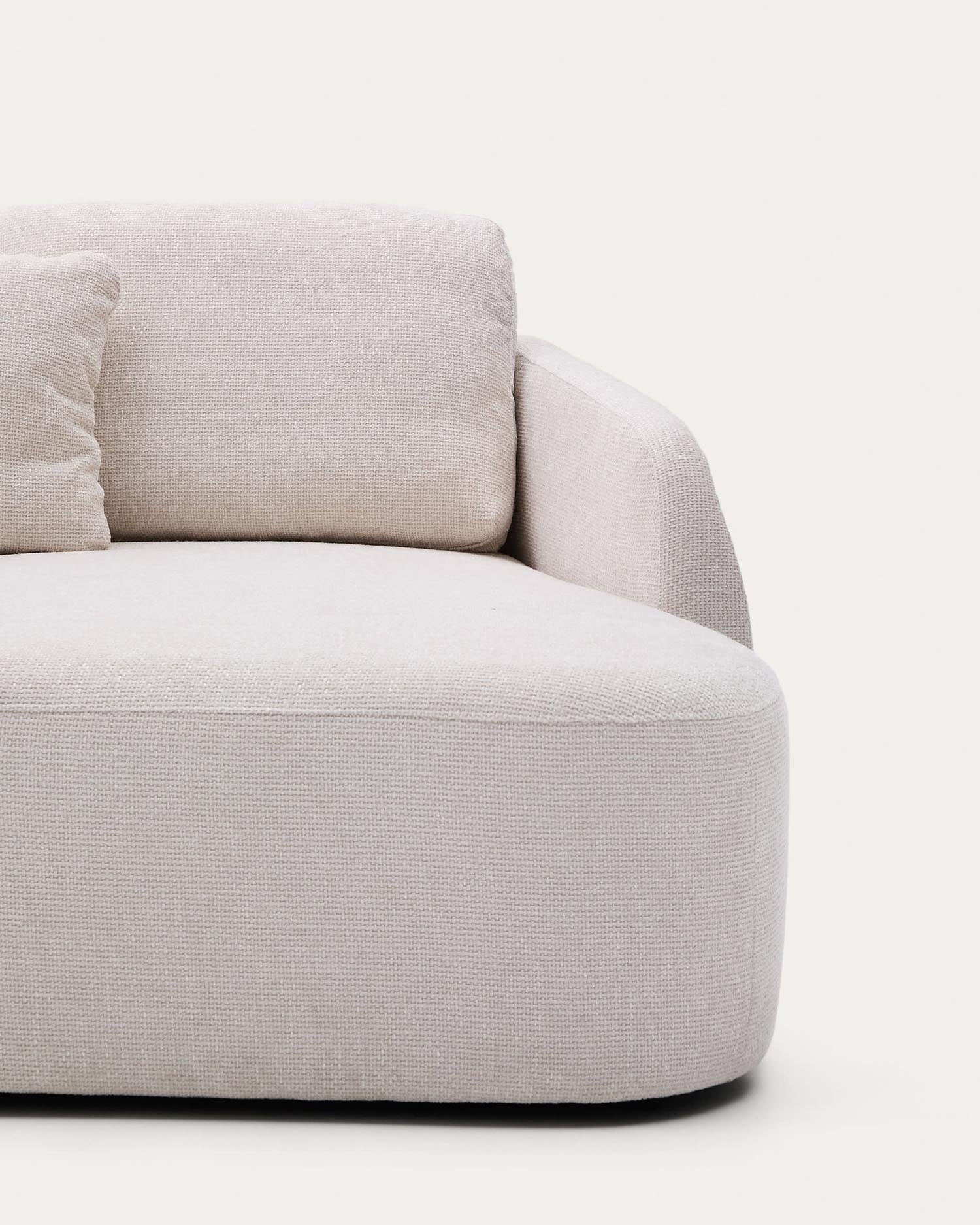 Elegantes 3-Sitzer-Bettsofa Laira in edlem ecrufarbenem Chenille mit praktischer rechter Chaiselongue, 246 cm, nachhaltig und FSC-zertifiziert.