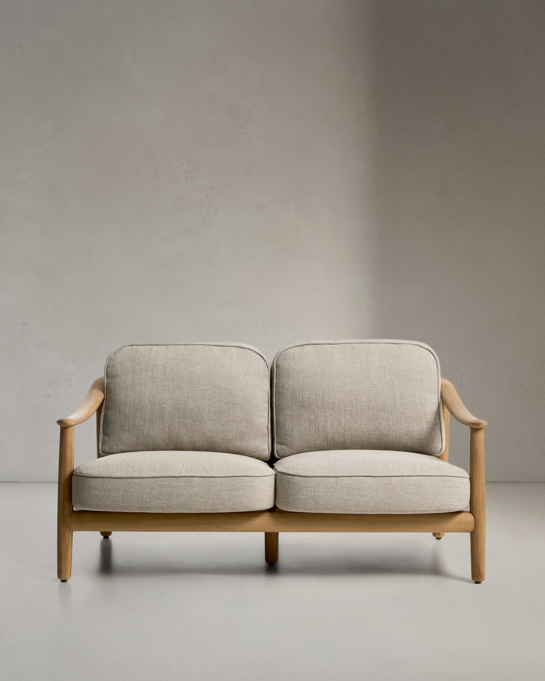 2-Sitzer Outdoor-Sofa Elunda aus massivem Teakholz, FSC 100 %, 149 cm in Natur präsentiert im Onlineshop von KAQTU Design AG. Loungesofa ist von Kave Home