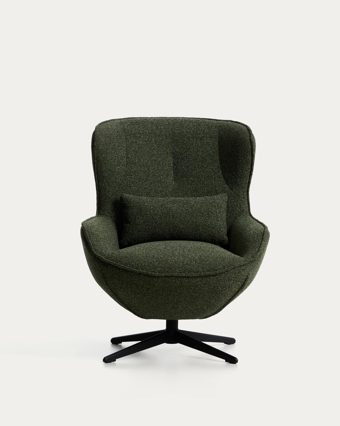 Drehsessel Sorile mit dunkelgrüner Chenille und schwarz lackiertem Stahl, FSC 100 % in Dunkelgrün präsentiert im Onlineshop von KAQTU Design AG. Drehsessel ist von Kave Home
