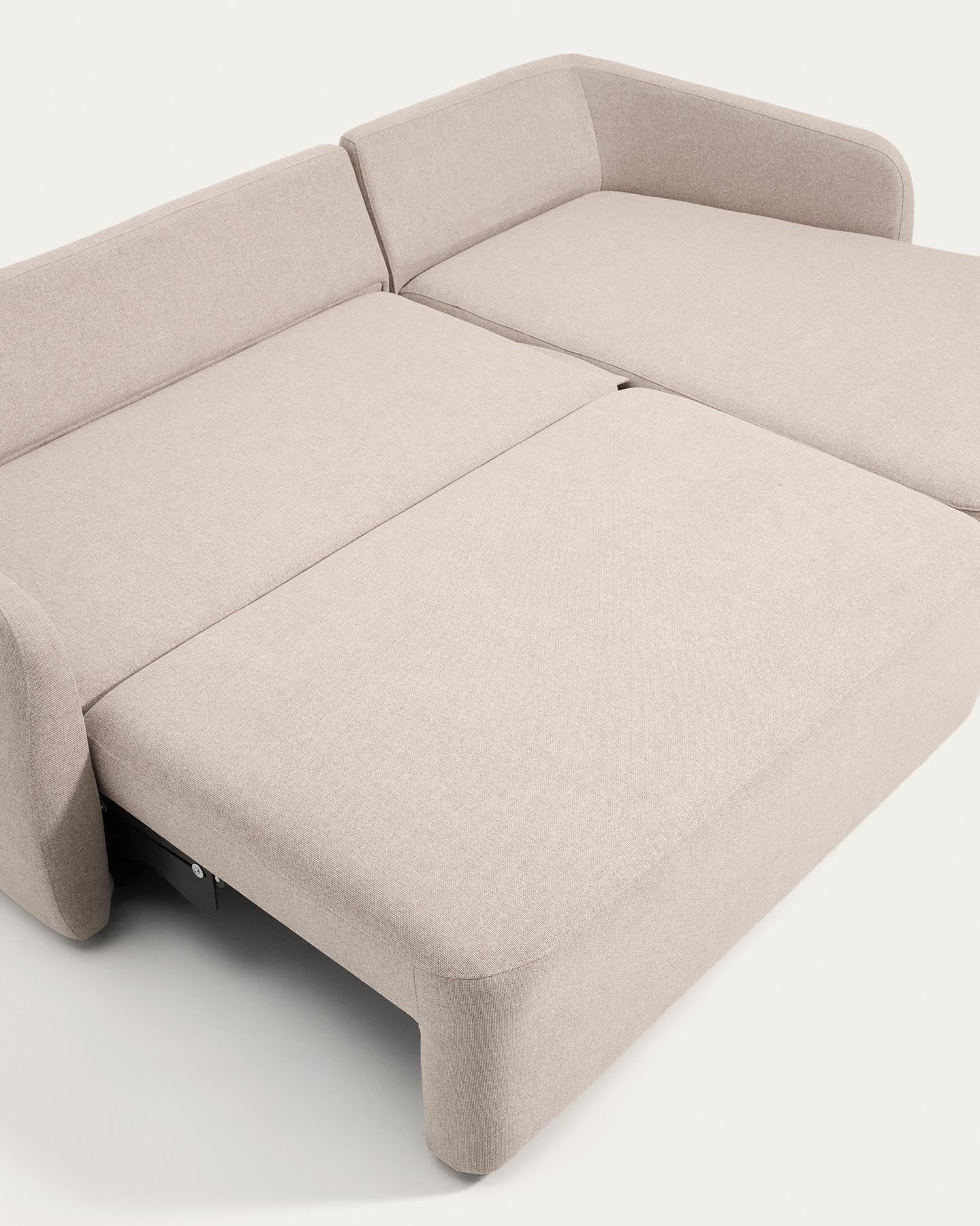 3-Sitzer-Bettsofa Laira in beiger Chenille und Chaiselongue rechts, 246 cm, FSC Mix Credit in Beige präsentiert im Onlineshop von KAQTU Design AG. Bettsofa ist von Kave Home