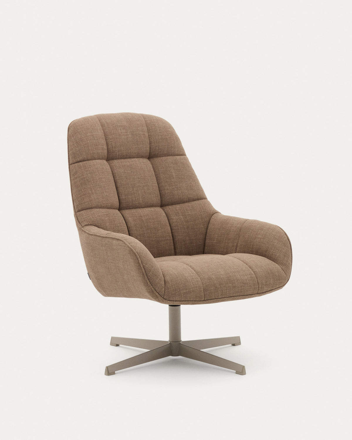 Drehsessel Jaspe hellbraun und Metall mit grauer Oberfläche FSC 100% in Braun präsentiert im Onlineshop von KAQTU Design AG. Drehsessel ist von Kave Home