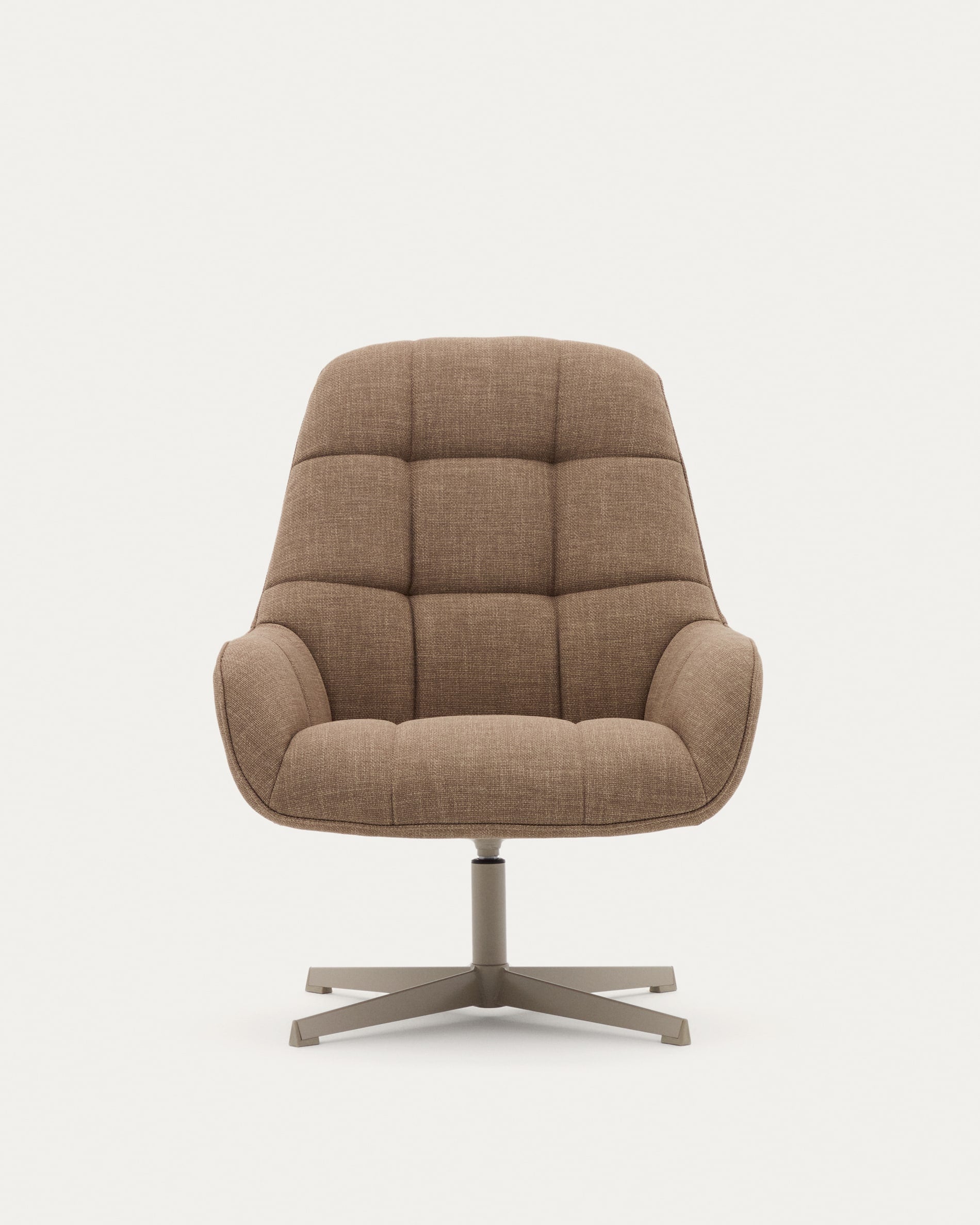 Eleganter Drehsessel Jaspe in hellbraun mit grauem Metallgestell, FSC-zertifiziert. Ideal für modernes Wohnen und nachhaltigen Stil.