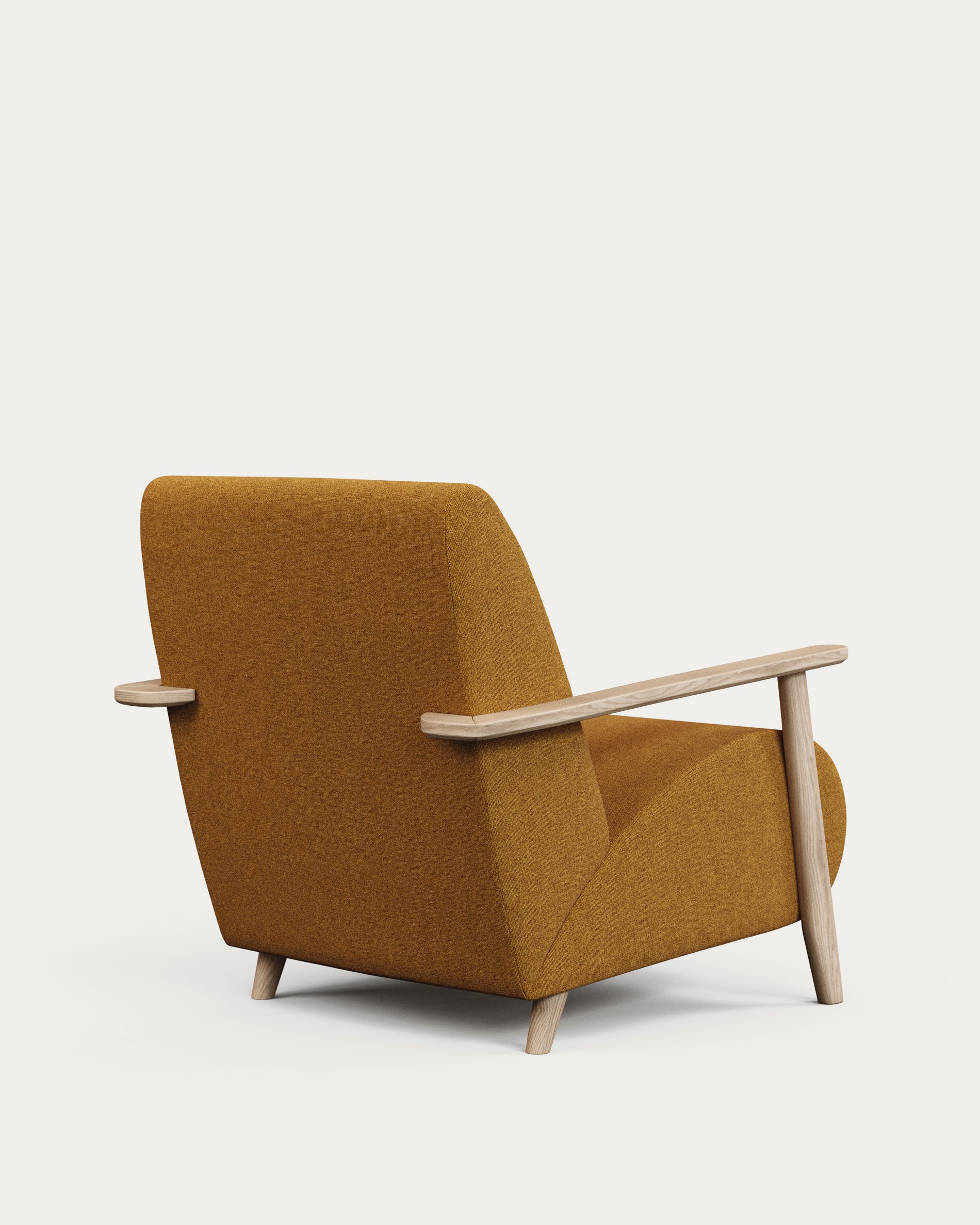 Stylischer Sessel Meghan in senfgelbem Lammfellimitat, kombiniert mit robustem Eschenholz im Natur-Finish, ideal für modernes Wohnen.