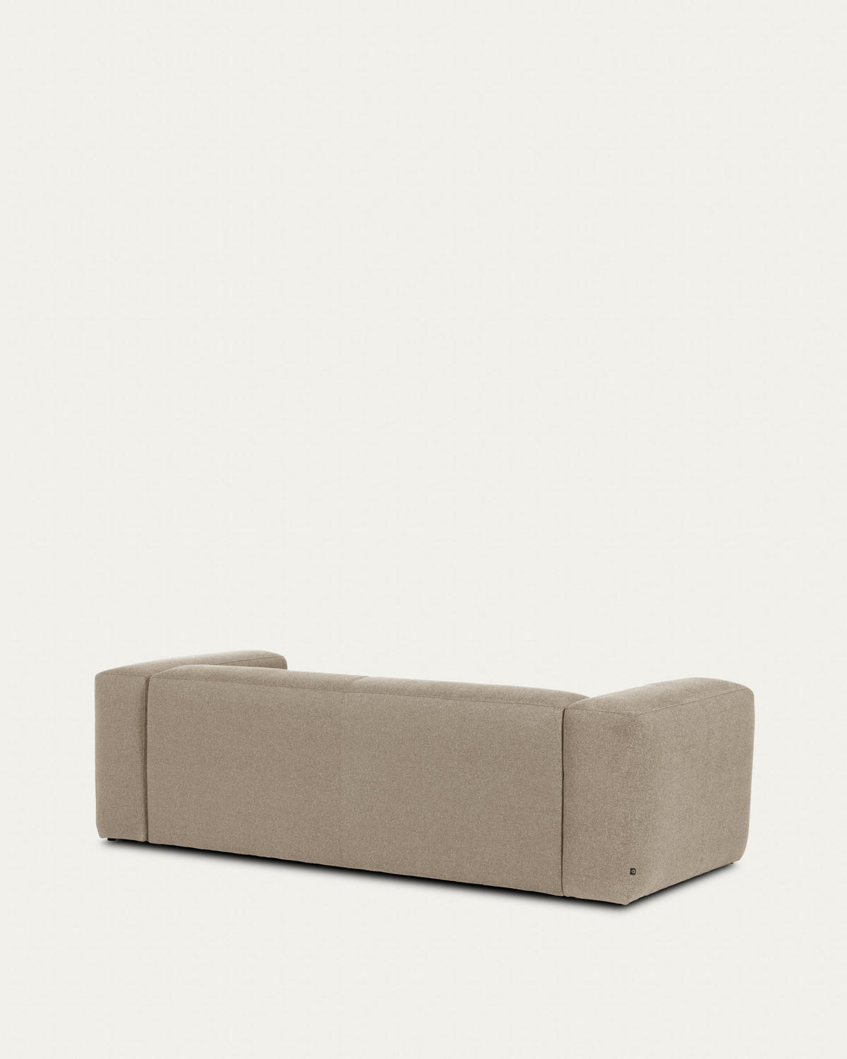 3-Sitzer-Sofa Blok mit beiger Chenille 240 cm FSC Mix Credit in Beige präsentiert im Onlineshop von KAQTU Design AG. 3er Sofa ist von Kave Home