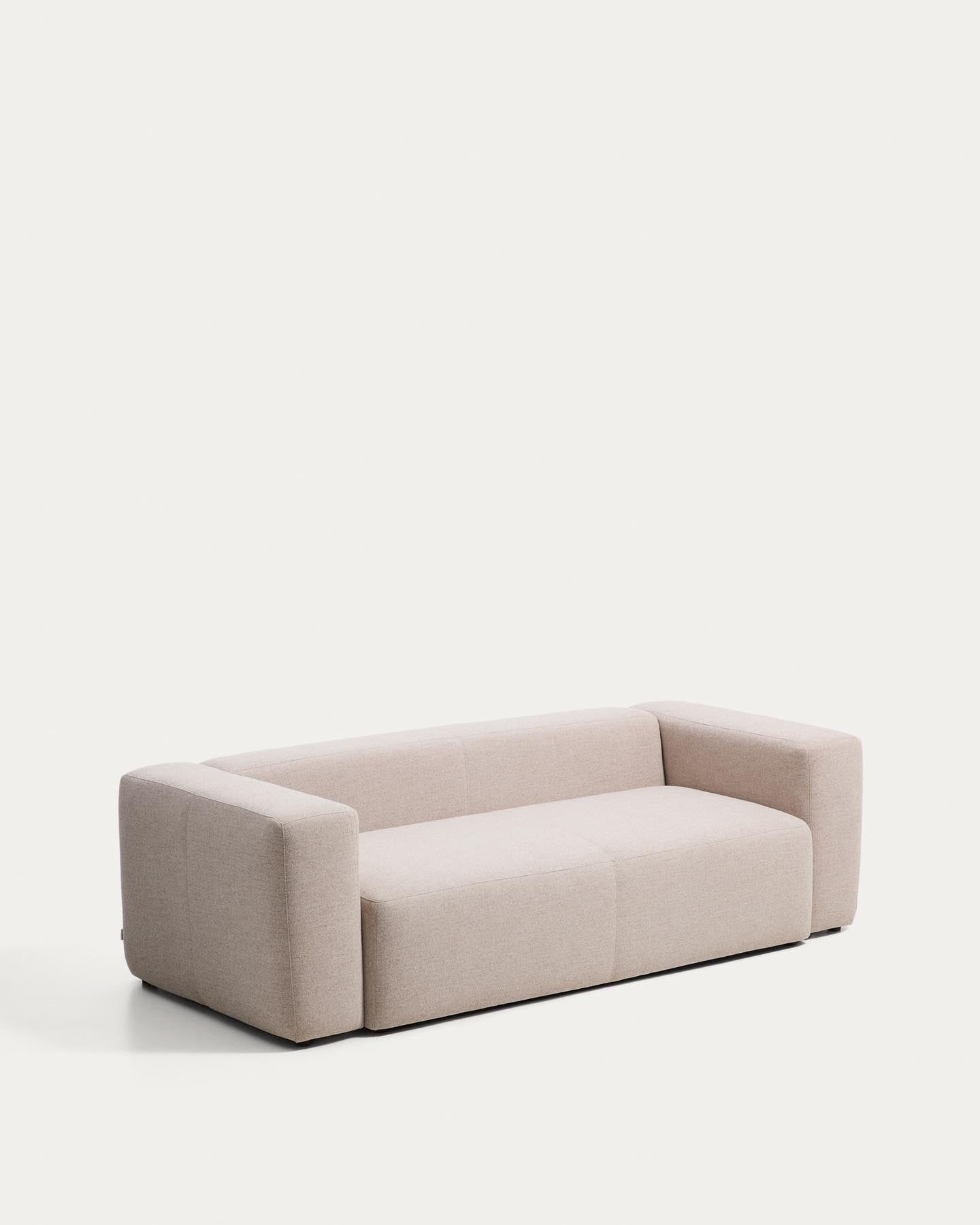 3-Sitzer-Sofa Blok in beiger Chenille, 240 cm, FSC Mix Credit in Beige präsentiert im Onlineshop von KAQTU Design AG. 3er Sofa ist von Kave Home