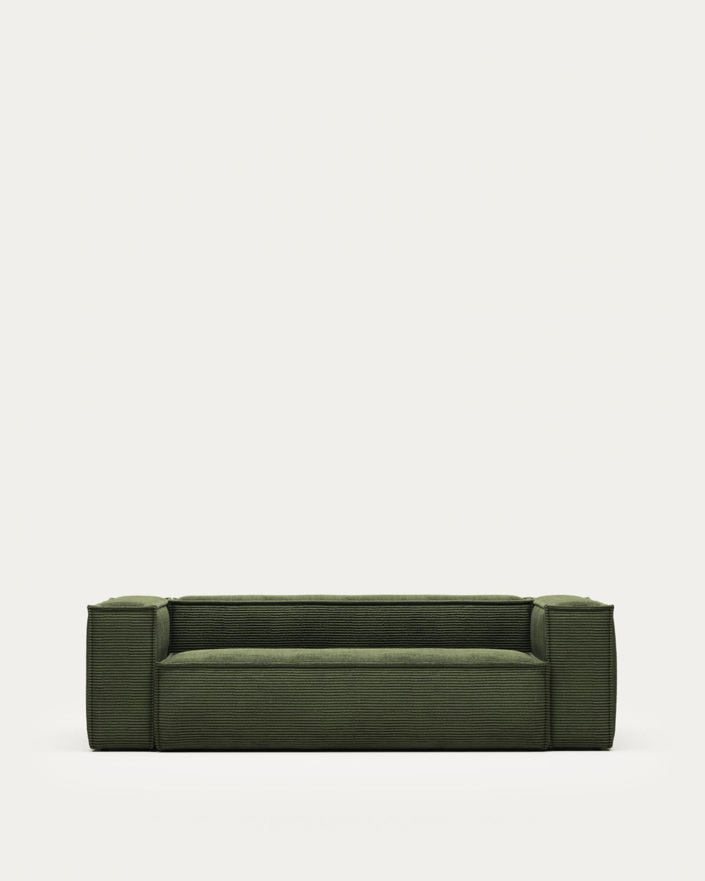 3-Sitzer-Sofa Blok, schwer entflammbar mit dickem, grünen Cord, 240 cm, FSC Mix Credit in Grün präsentiert im Onlineshop von KAQTU Design AG. 3er Sofa ist von Kave Home