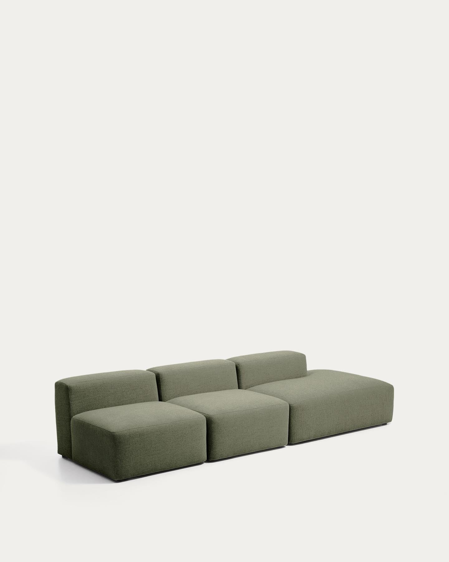 3-Sitzer-Sofa Blok mit Randmodul rechts in moosgrüner Chenille, 325 cm, FSC Mix Credit in Grün präsentiert im Onlineshop von KAQTU Design AG. 3er Sofa ist von Kave Home