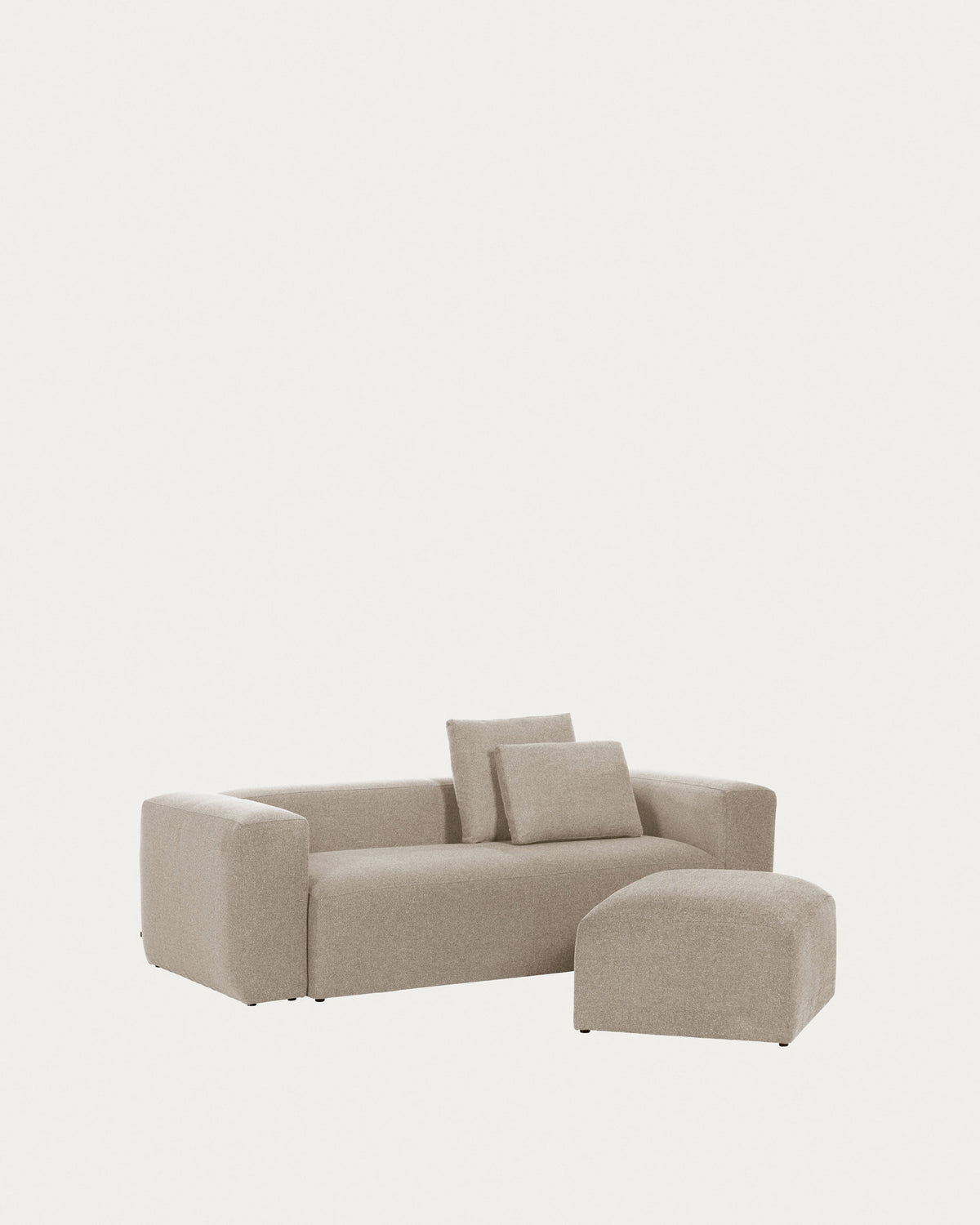 2-Sitzer-Sofa Blok mit beiger Chenille 210 cm FSC Mix Credit in Beige präsentiert im Onlineshop von KAQTU Design AG. 2er Sofa ist von Kave Home