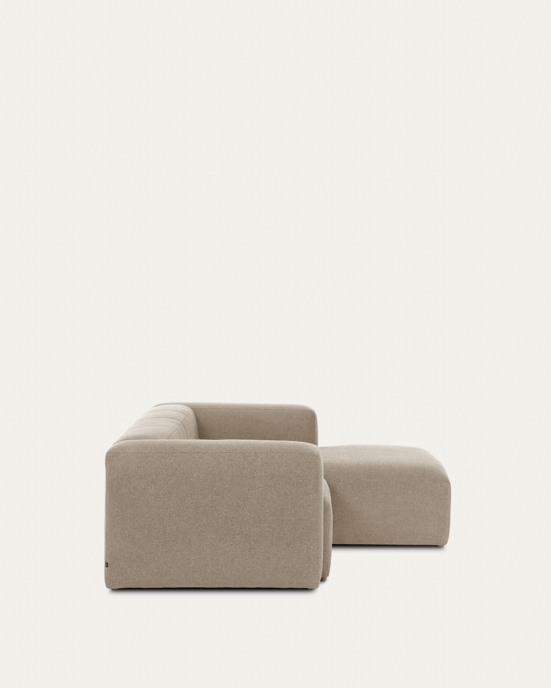 Beige 2-Sitzer Sofa mit Chaiselongue rechts, 240 cm, stilvolles Design, pflegeleichter Stoff, nachhaltig produziert, ideal für Ihr Wohnzimmer.