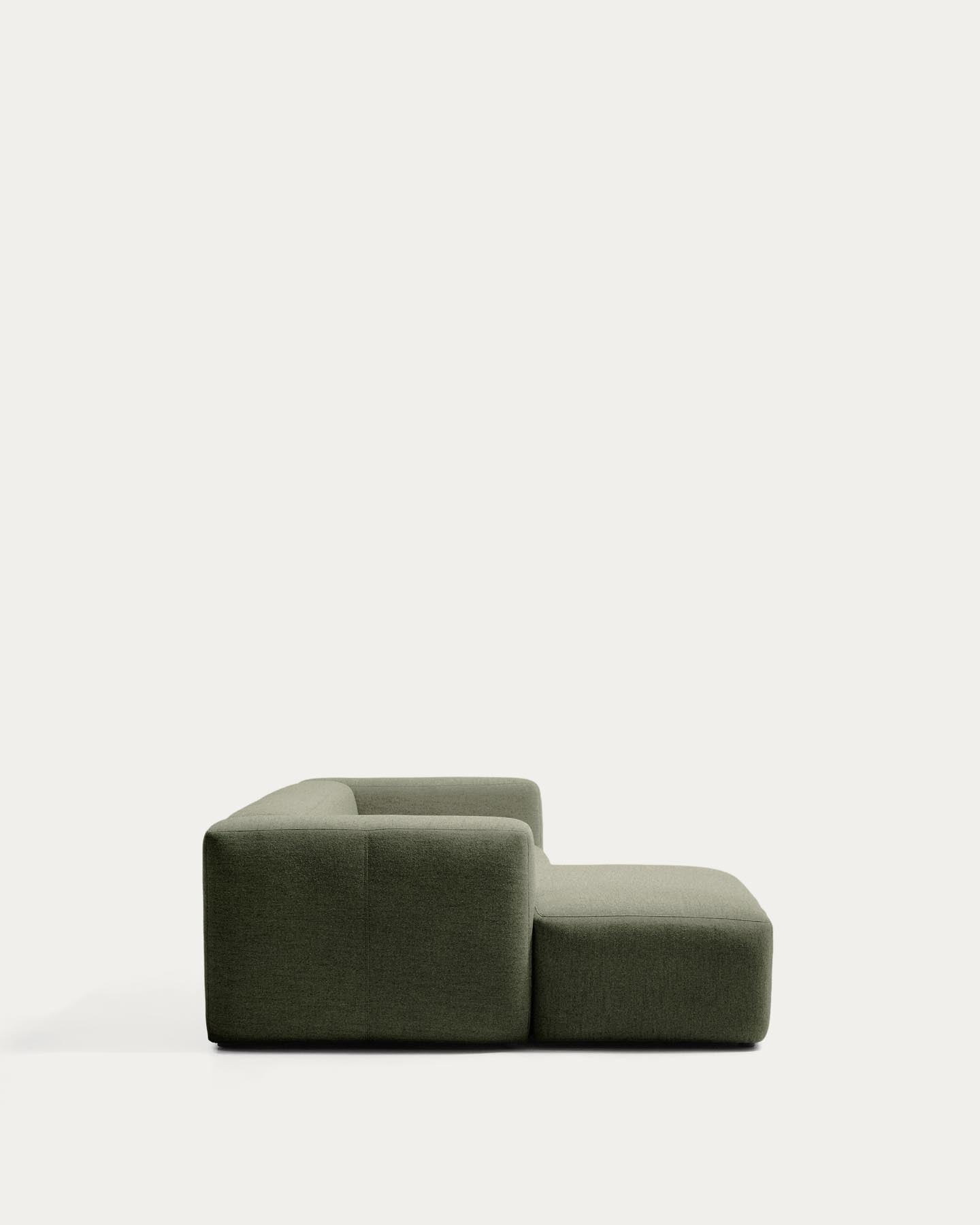 2-Sitzer-Sofa Blok mit Chaiselongue links in moosgrüner Chenille, 240 cm, FSC Mix Credit in Grün präsentiert im Onlineshop von KAQTU Design AG. L-Sofa links ist von Kave Home