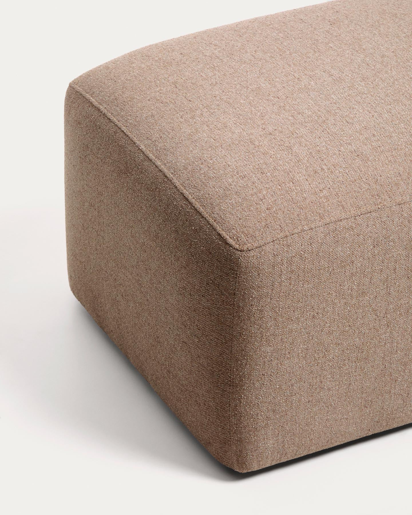 Pouf-Randmodul Blok in brauner Chenille, 60 x 104 cm, FSC Mix Credit in Taupe präsentiert im Onlineshop von KAQTU Design AG. Pouf ist von Kave Home