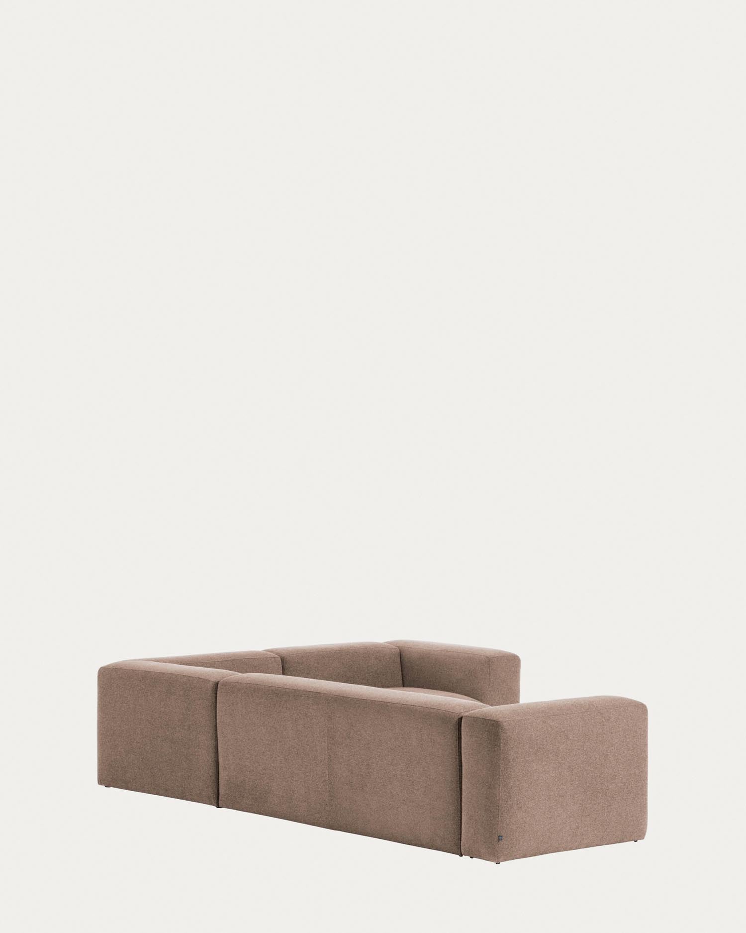 Entdecken Sie das stilvolle 4-Sitzer-Ecksofa Blok in elegantem rosa Chenille – ideal für Komfort und nachhaltige Wohnkultur.