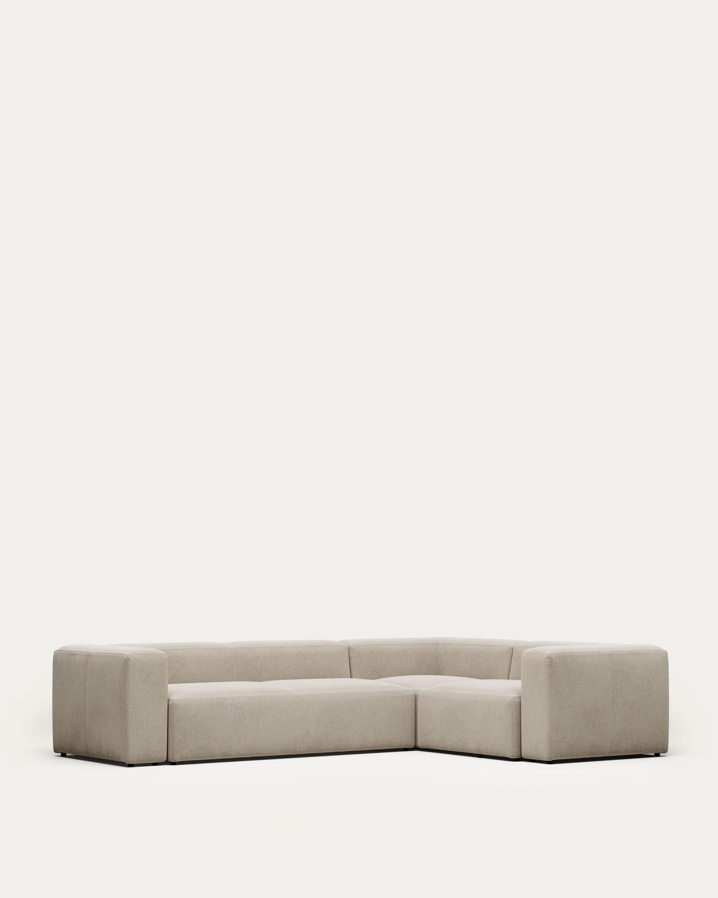 4-Sitzer-Ecksofa Blok, schwer entflammbar mit beiger Chenille, 320 x 230 cm / 230 x 320 cm in Beige präsentiert im Onlineshop von KAQTU Design AG. Ecksofa ist von Kave Home