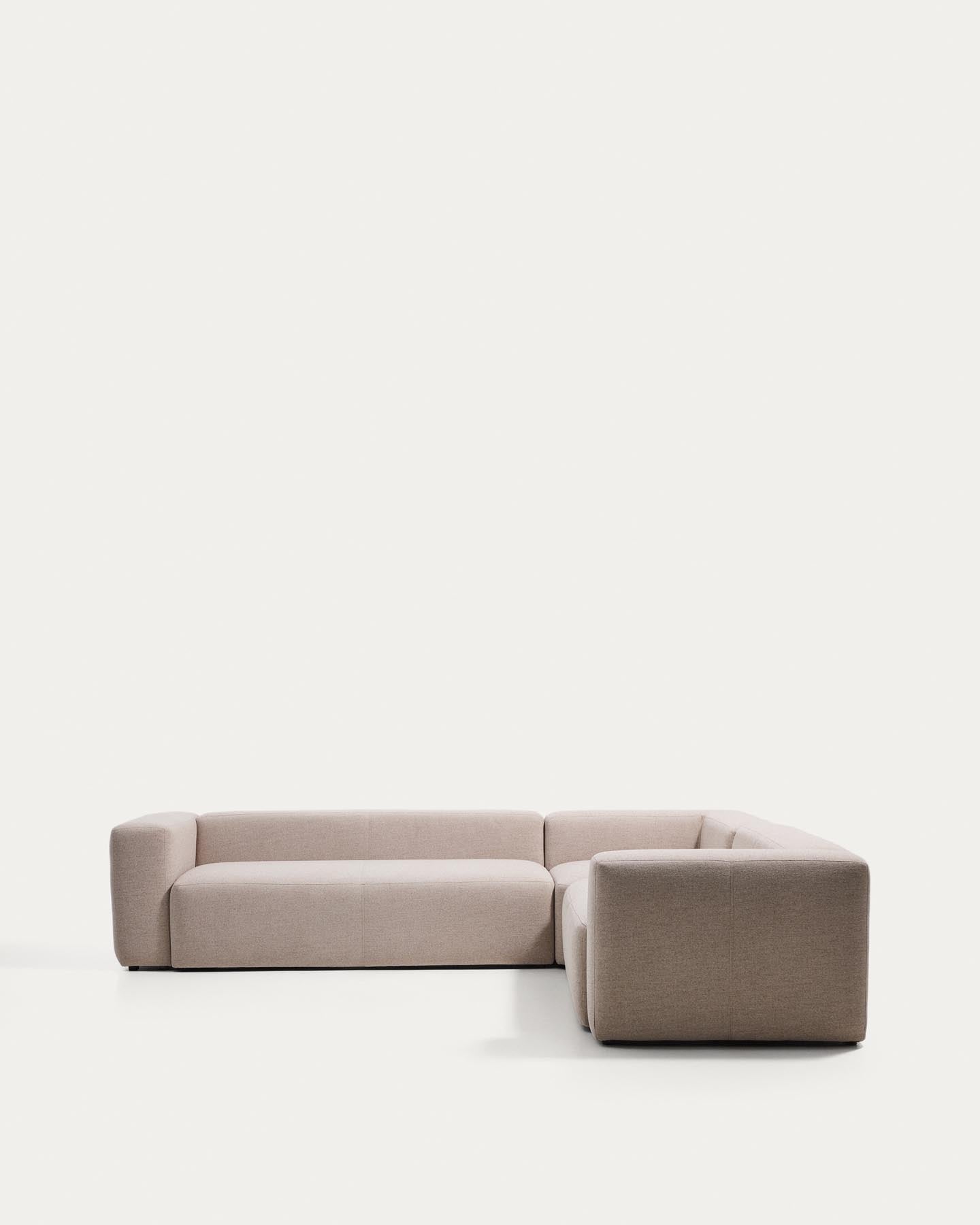 5-Sitzer-Ecksofa Blok in beiger Chenille, 320 x 290 cm / 290 x 320 cm, FSC Mix Credit in Beige präsentiert im Onlineshop von KAQTU Design AG. Ecksofa ist von Kave Home