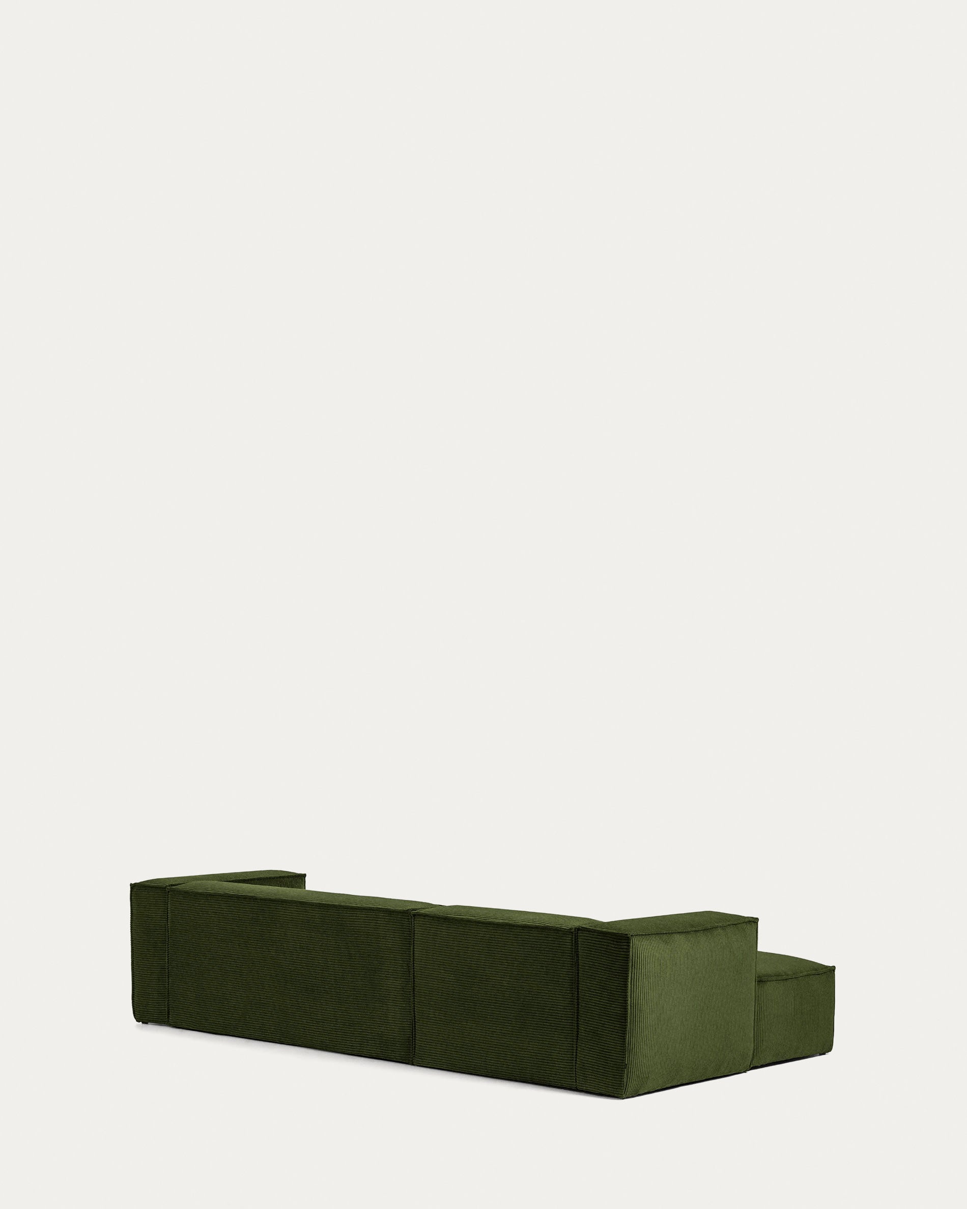 Das Blok 3-Sitzer-Sofa in grünem Cord mit linker Chaiselongue bietet Komfort, Stil und nachhaltige Materialien.