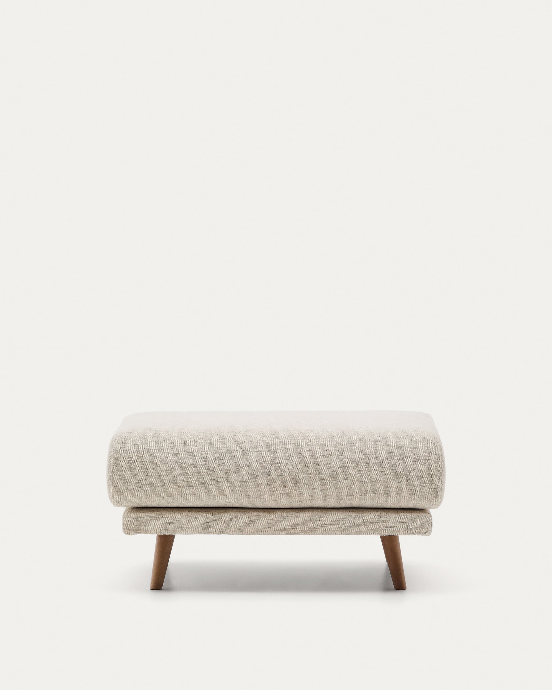 Eleganter Fusshocker von Kave Home, beige Chenille, massive Buchenholzbeine, 90x70 cm, stilvoll und komfortabel für Ihr Zuhause.