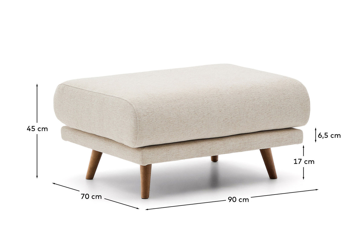 Fussablage Karin aus beiger Chenille mit Beinen aus massivem Buchenholz mit walnussfarbener Oberfläche 90 x 70 cm in Beige präsentiert im Onlineshop von KAQTU Design AG. Pouf ist von Kave Home