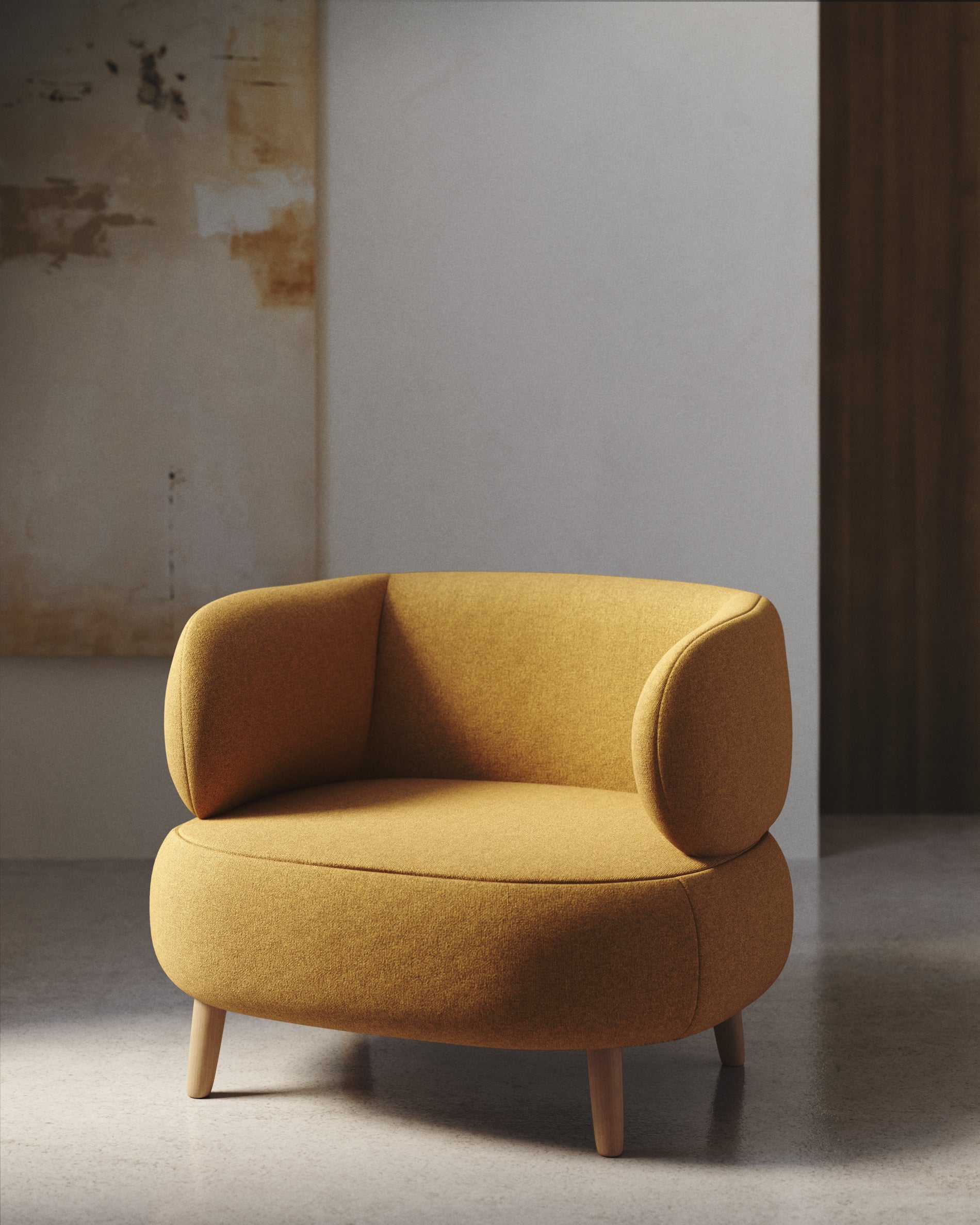 Stylischer Sessel Luisa in senfgelbem Lammfellimitat, ausgestattet mit stabilen Buchenholzbeinen, ideal für modernes Wohndesign.