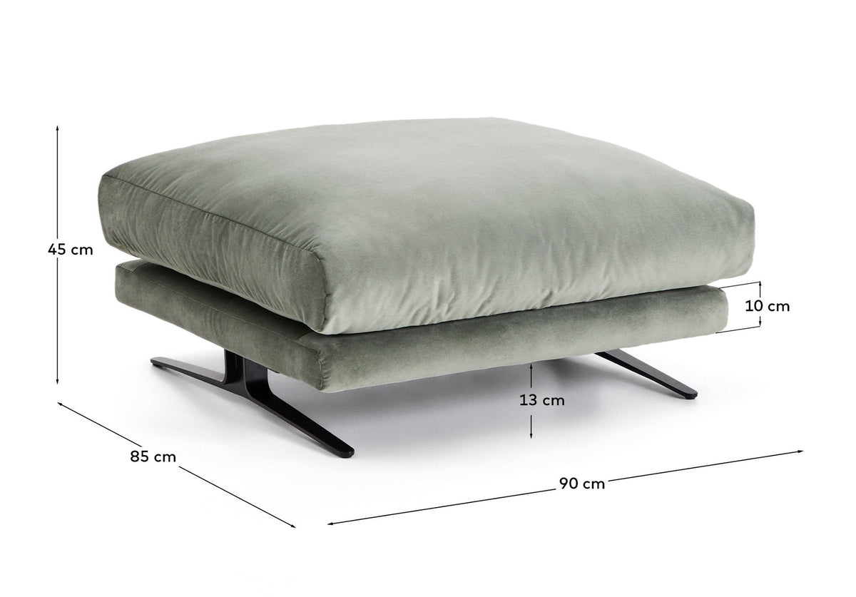 Fussablage Veliro mit grünem Samt und Stahlbeinen mit schwarzem Finish, 85 x 90 cm, FSC Mix Credit in Grün präsentiert im Onlineshop von KAQTU Design AG. Pouf ist von Kave Home