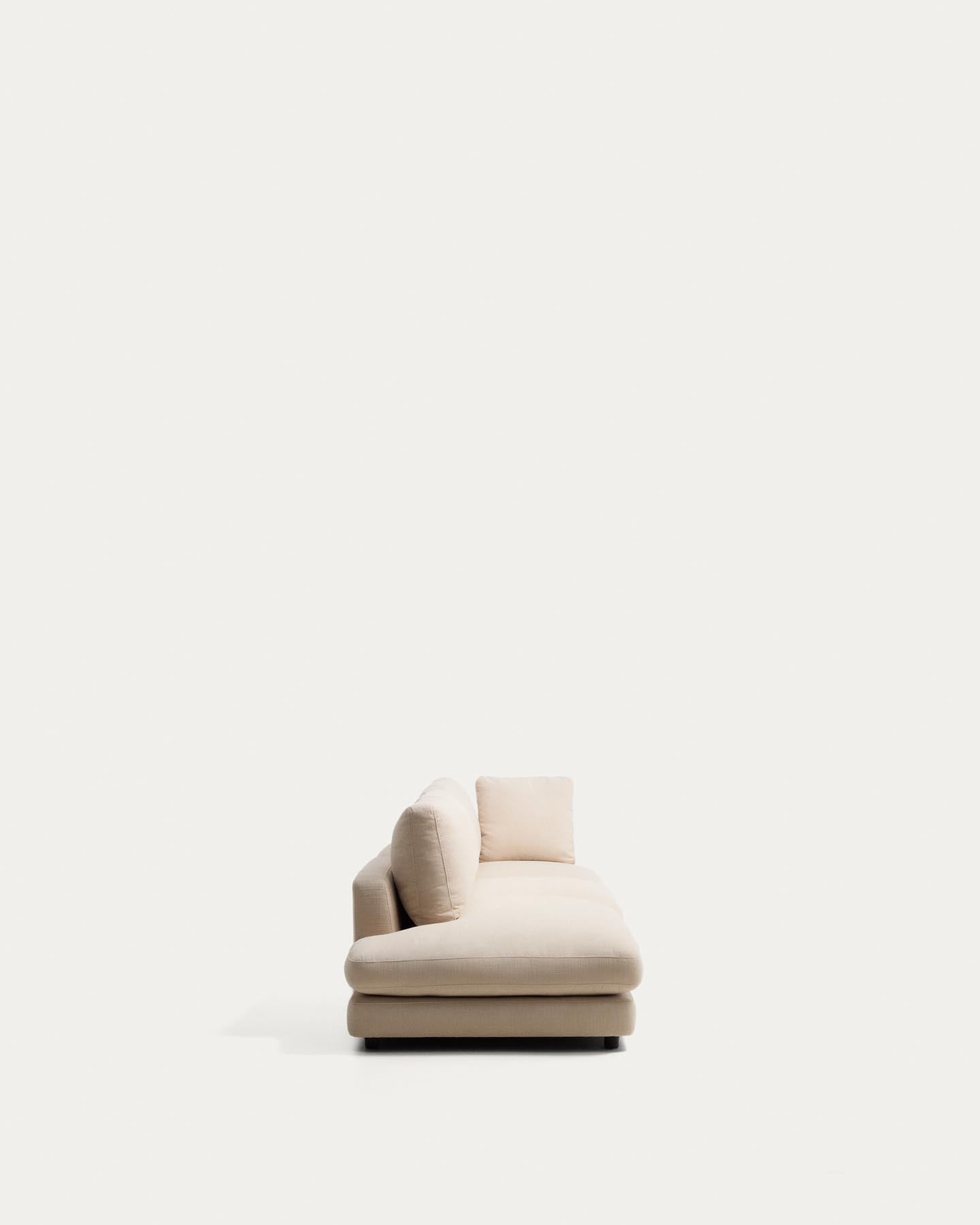 4-Sitzer-Modularsofa Gala mit Randmodul links aus beiger Chenille, FSC Mix Credit, 315 cm in Beige präsentiert im Onlineshop von KAQTU Design AG. 4er Sofa ist von Kave Home