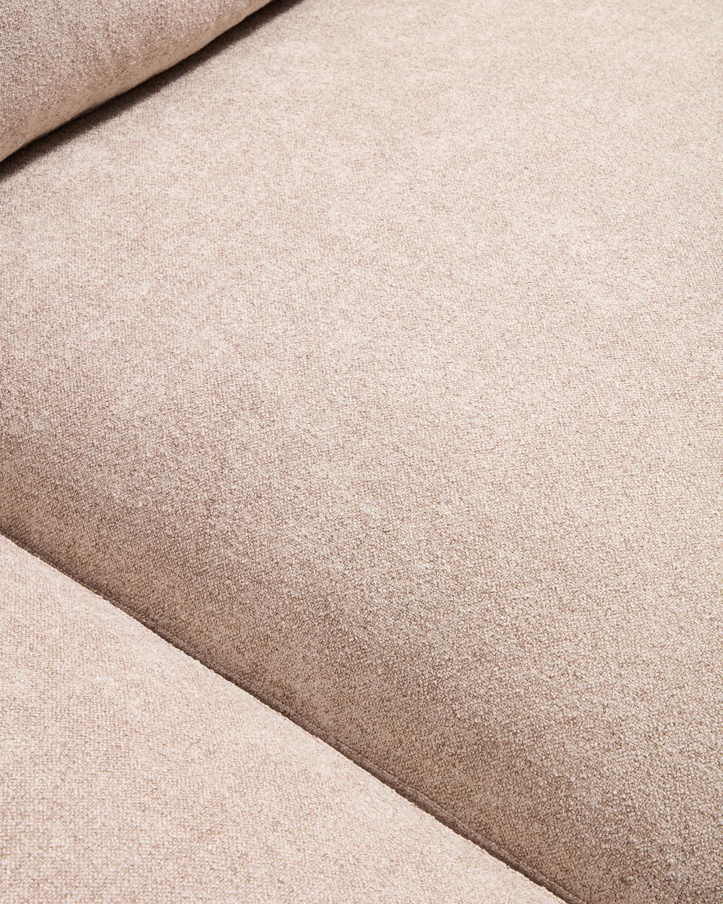 3-Sitzer-Sofa Gala aus Microbouclé mit doppelter Chaiselongue in Beige, FSC Mix Credit, 210 cm in Beige präsentiert im Onlineshop von KAQTU Design AG. 3er Sofa ist von Kave Home