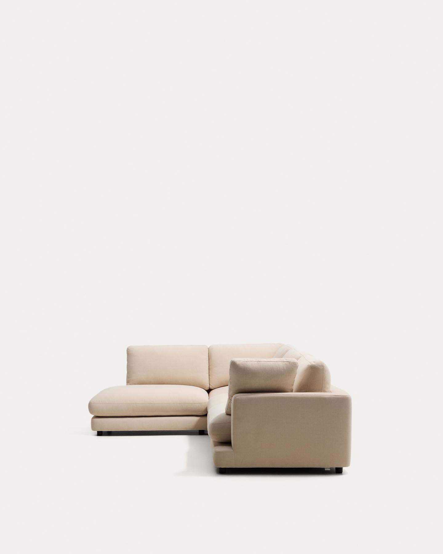 5-Sitzer-Ecksofa Gala mit Randmodul links aus beiger Chenille, FSC Mix Credit, 225 x 300 cm in Beige präsentiert im Onlineshop von KAQTU Design AG. L-Sofa links ist von Kave Home