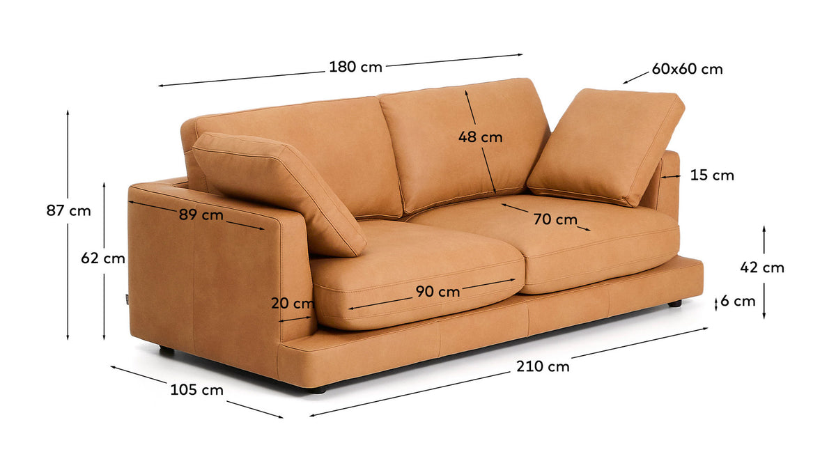 3-Sitzer-Sofa Gala in braunem Leder, 210 cm in Braun präsentiert im Onlineshop von KAQTU Design AG. 3er Sofa ist von Kave Home