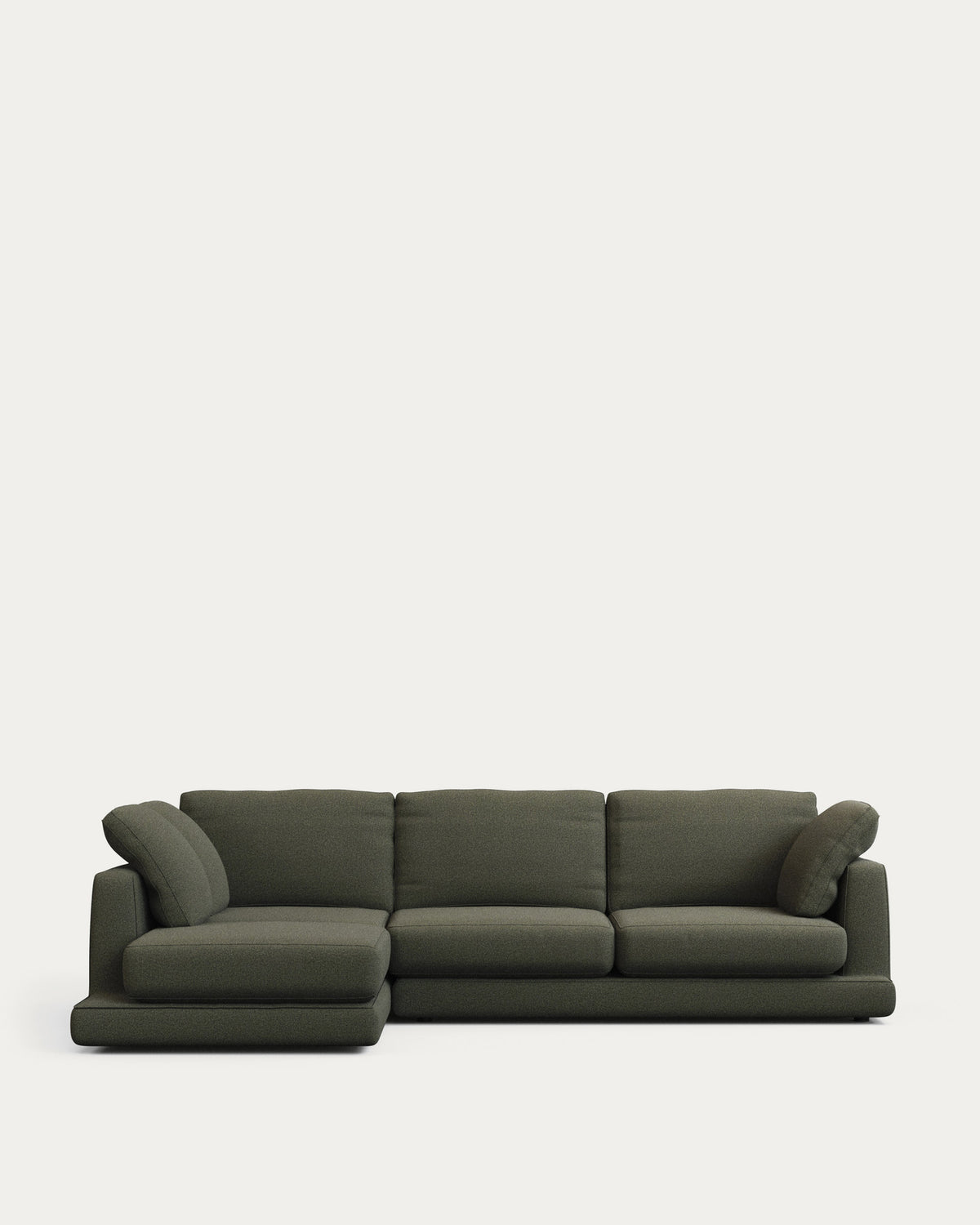 Gala 4-Sitzer-Sofa mit Chaiselongue links aus dunkelgrüner Chenille FSC Mix Credit 300 cm in Dunkelgrün präsentiert im Onlineshop von KAQTU Design AG. L-Sofa links ist von Kave Home