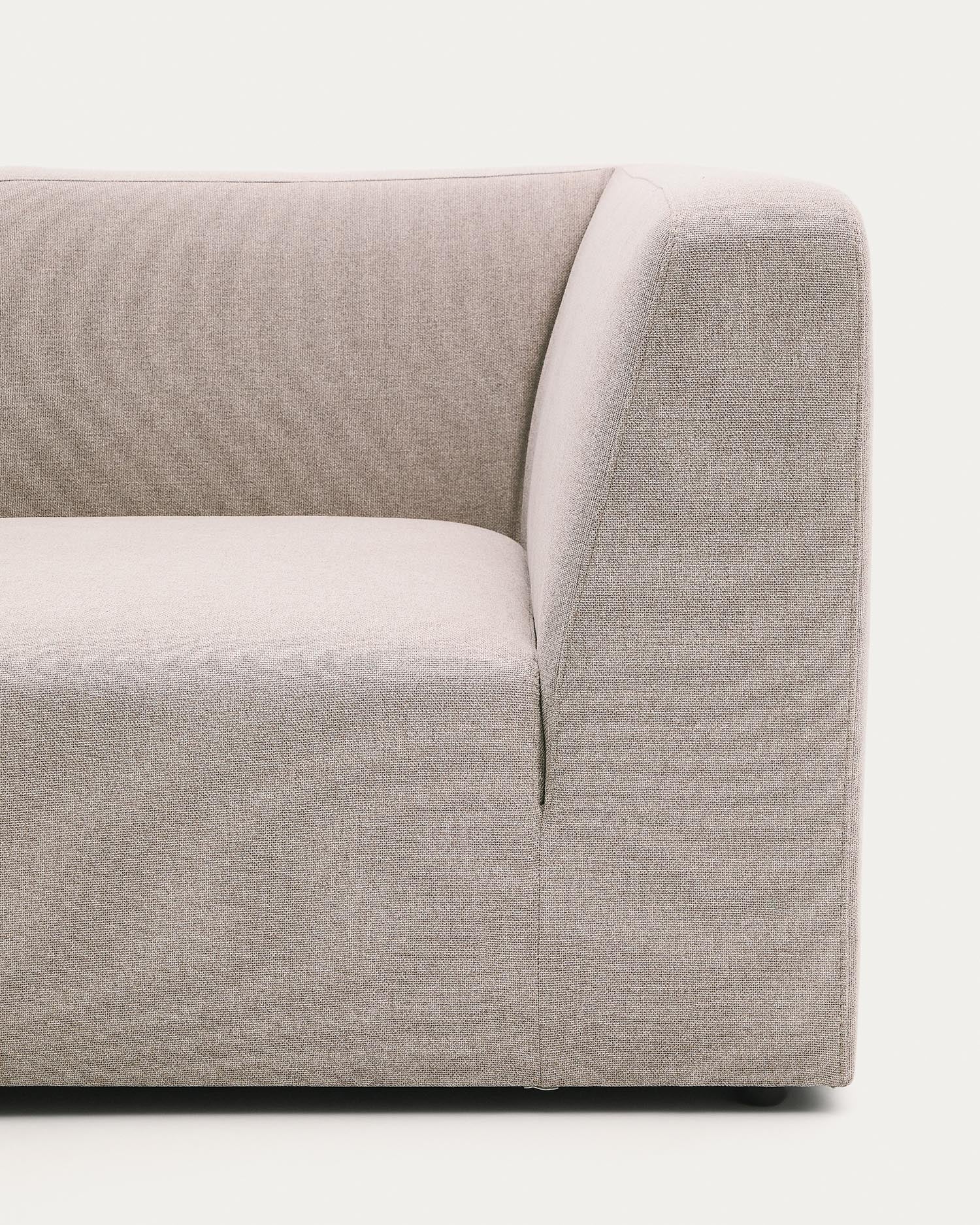 Entdecken Sie das Neom Eckmodul in Beige (89 cm) von Kave Home – eine elegante, nachhaltige Lösung für Ihr individuelles Sofa-Design.