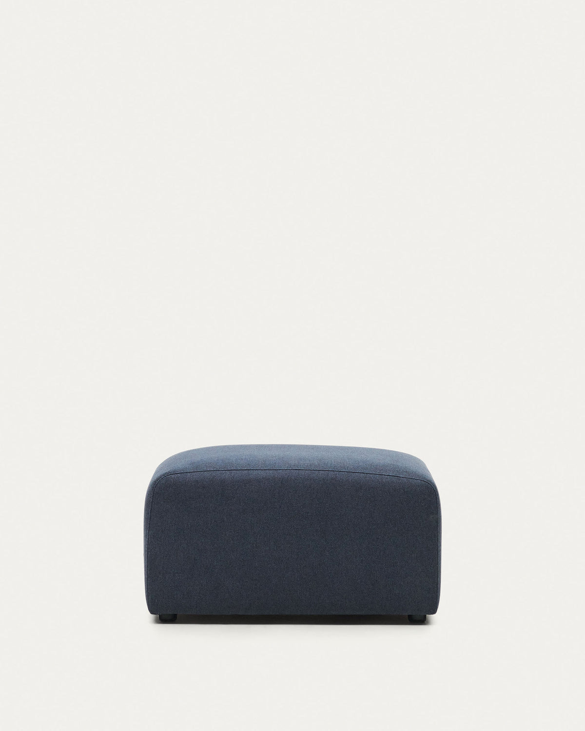 Neom Fussablagemodul in Blau 75 x 64 cm FSC Mix Credit in Blau präsentiert im Onlineshop von KAQTU Design AG. Modulares Sofa ist von Kave Home