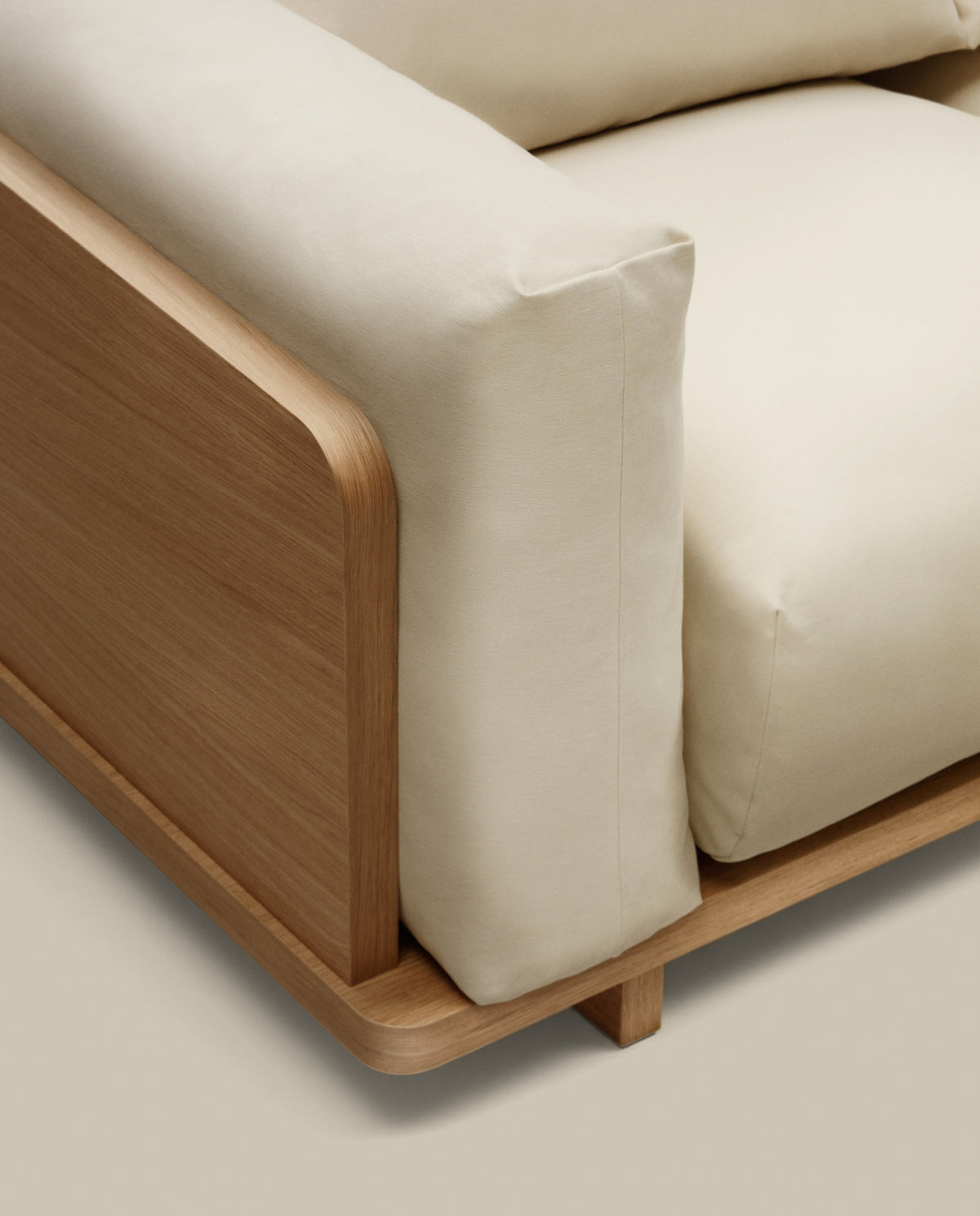 Oaq 3-Sitzer-Sofa beige 225 cm FSC Mix Credit in Beige, Natur präsentiert im Onlineshop von KAQTU Design AG. 3er Sofa ist von Kave Home