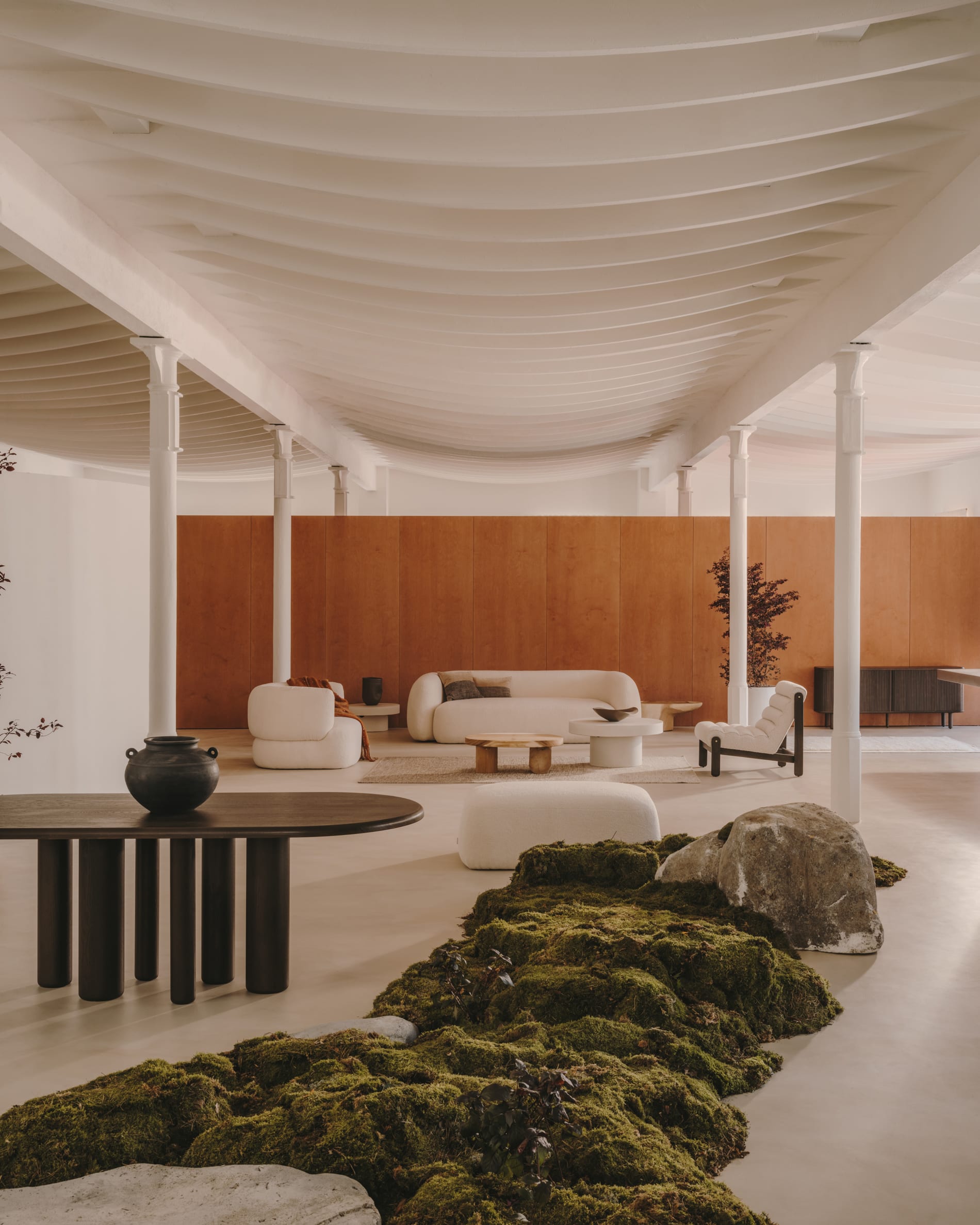 Martina Sessel in Ecru Bouclé mit Kissen, FSC-zertifiziert, von Kave Home – modern, bequem und umweltfreundlich.