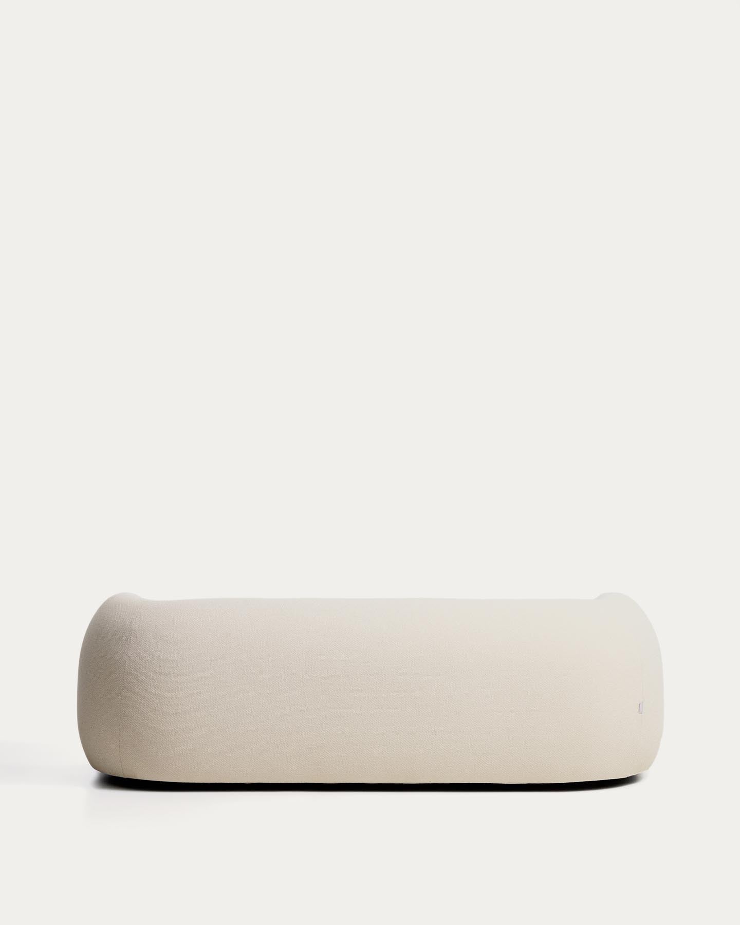 Schwer entflammbares 3-Sitzer-Sofa Martina aus Chenille in Ecru 246 cm FSC Mix Credit in Ecru präsentiert im Onlineshop von KAQTU Design AG. 3er Sofa ist von Kave Home