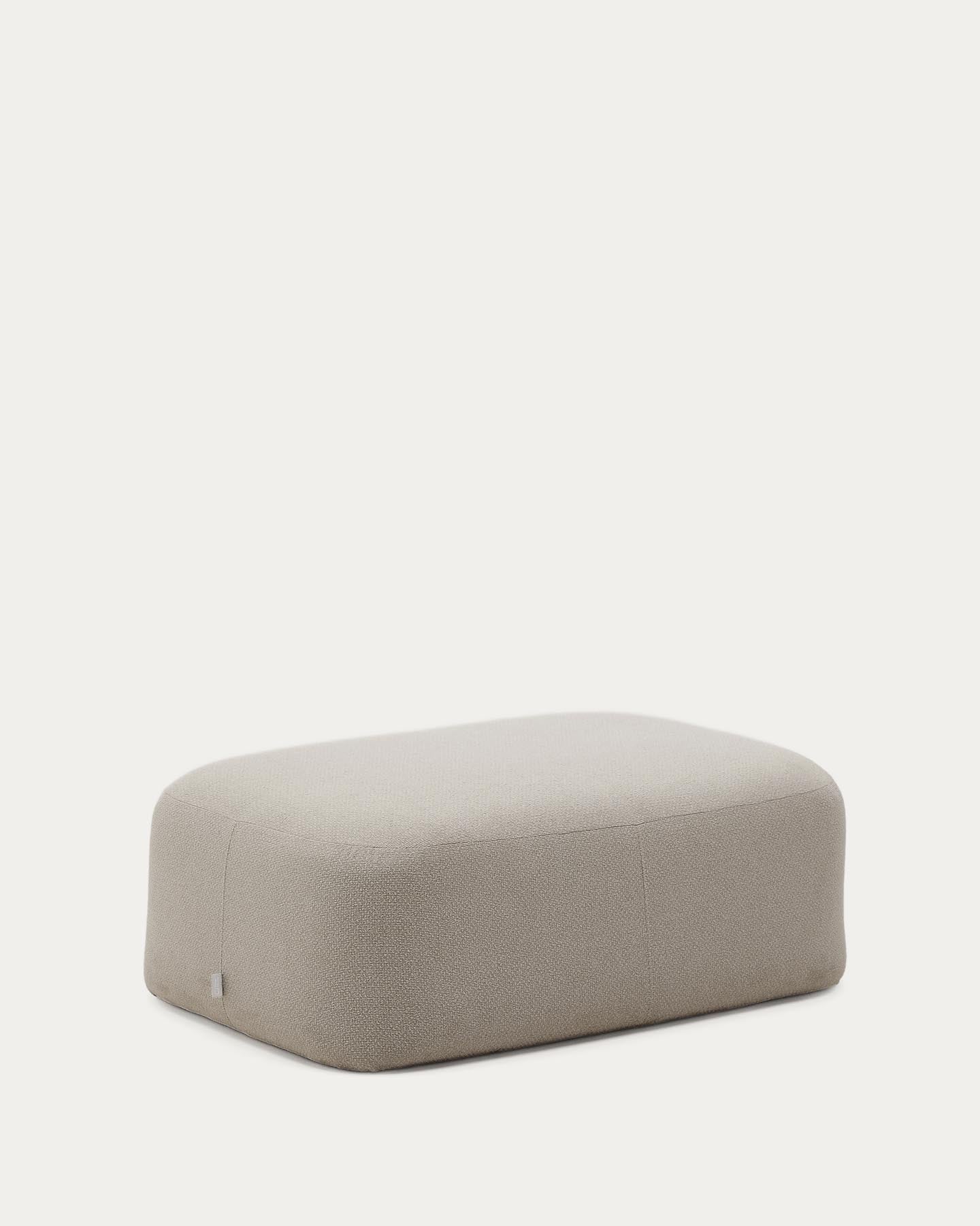 Schwer entflammbare Fussablage Martina in Chenille in Steinton 123 x 85 cm in Steinfarben präsentiert im Onlineshop von KAQTU Design AG. Pouf ist von Kave Home