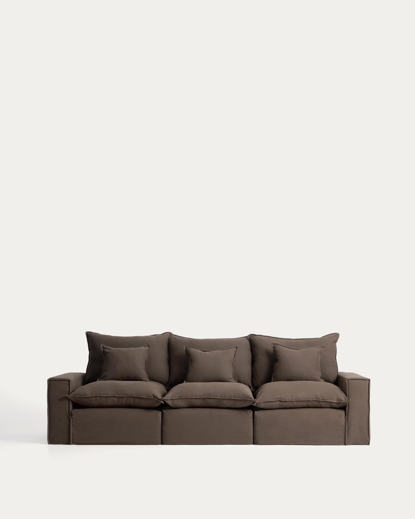 3-Sitzer-Modularsofa Anarela mit abnehmbarem Bezug aus Leinen in Taupe, 310 cm, FSC Mix Credit in Taupe präsentiert im Onlineshop von KAQTU Design AG. 3er Sofa ist von Kave Home