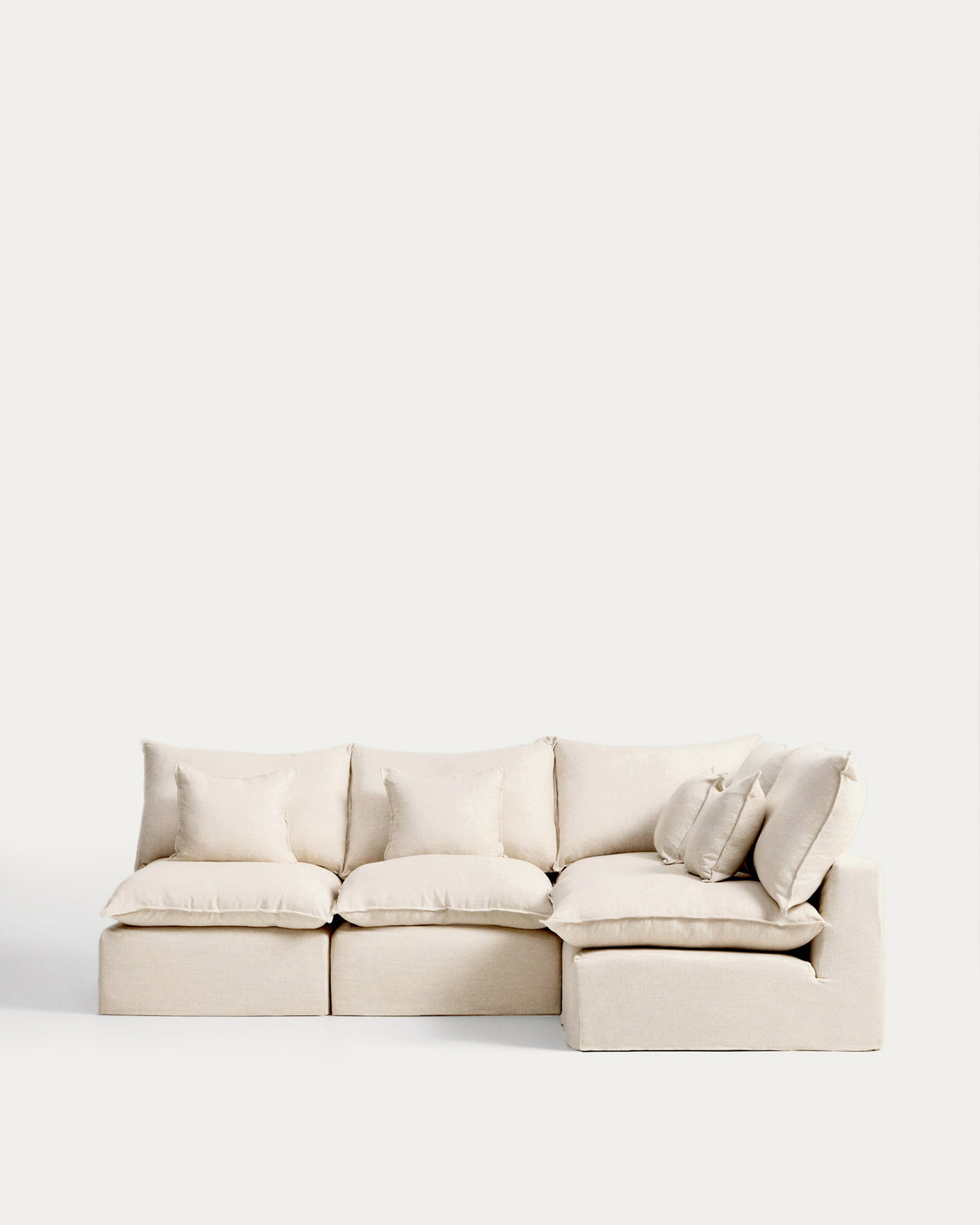 Modulares 4-Sitzer-Ecksofa Anarela mit abnehmbarem Bezug aus Leinen und Viskose in Beige, 287 x 197 cm / 197 x 287 cm, FSC Mix Credit in Beige präsentiert im Onlineshop von KAQTU Design AG. 4er Sofa ist von Kave Home