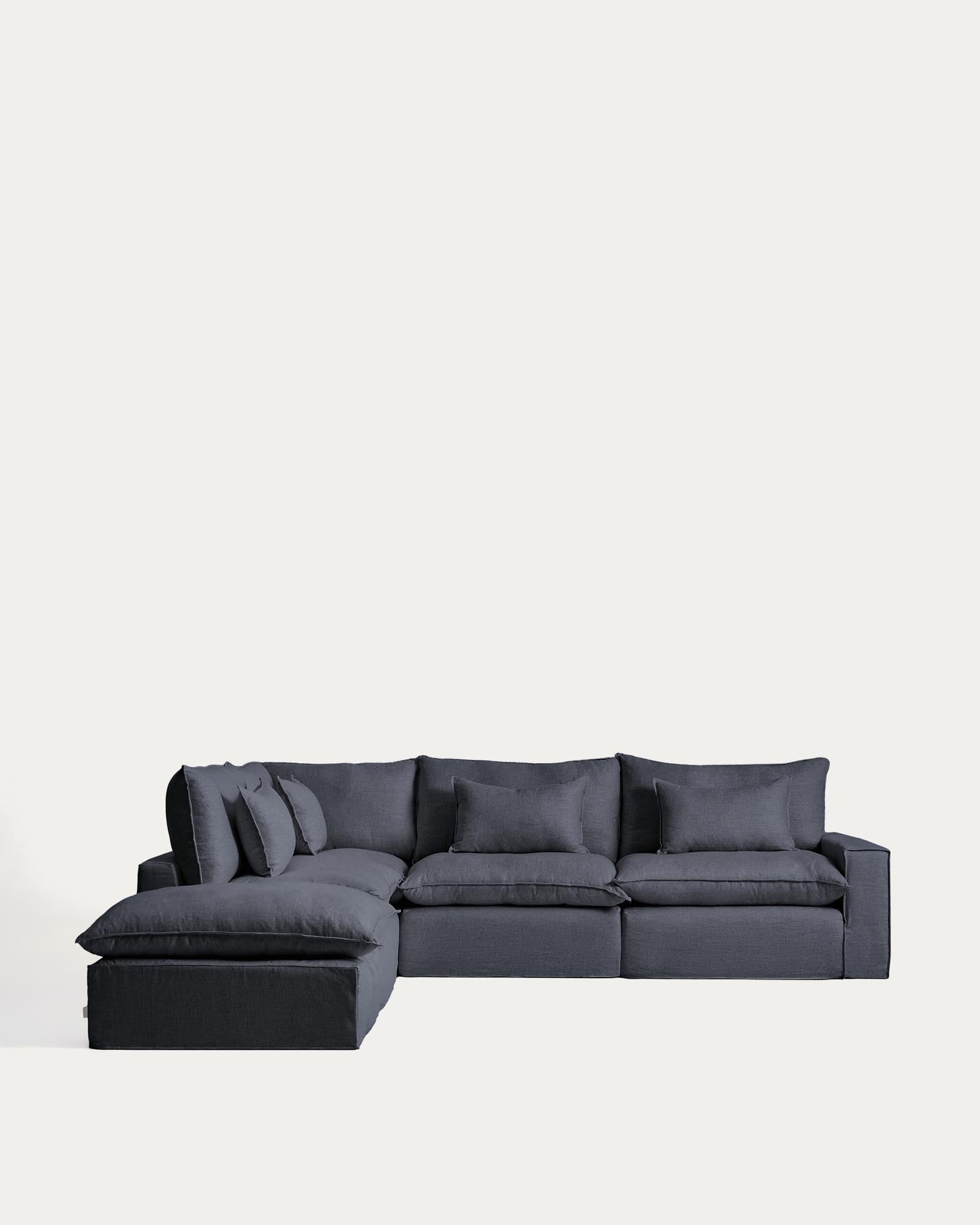 Modulares 6-Sitzer-Ecksofa Anarela mit abnehmbarem Bezug aus Leinen und Viskose in Dunkelgrau, 307 x 347 cm, FSC Mix Credit in Dunkelgrau präsentiert im Onlineshop von KAQTU Design AG. 5er Sofa ist von Kave Home
