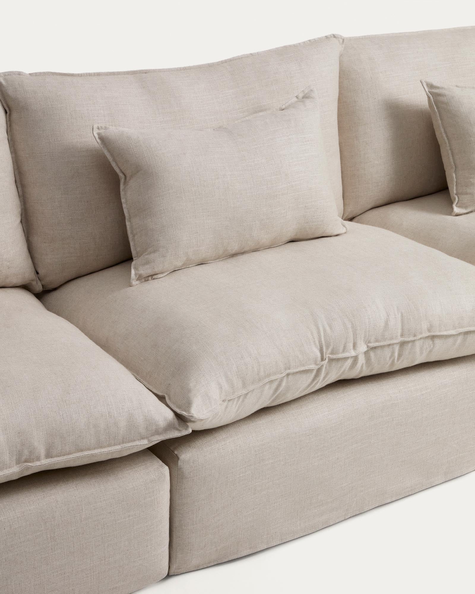 Beige 5-Sitzer-Modularsofa Anarela, 330 cm, aus Leinen und Viskose, elegantes und funktionales Möbelstück für stilvolle Wohnräume.